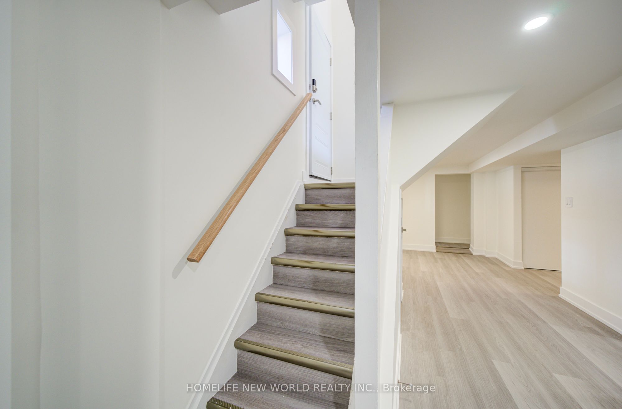 88 Ellendale Drive Basement, Toronto, ON M1P 1N5 photo 3