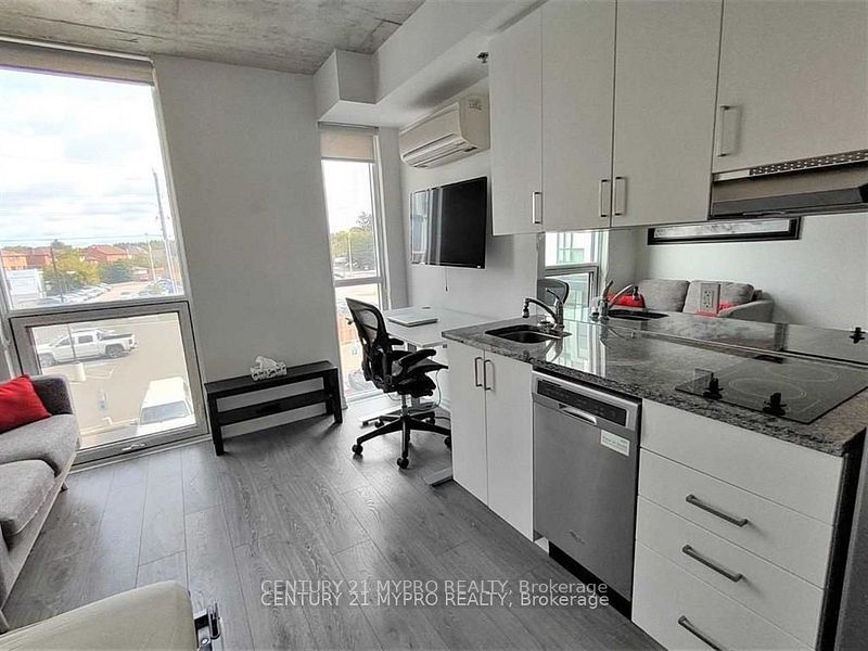1900 Simcoe Street N 205, Oshawa, ON L1G 0C1 photo 5