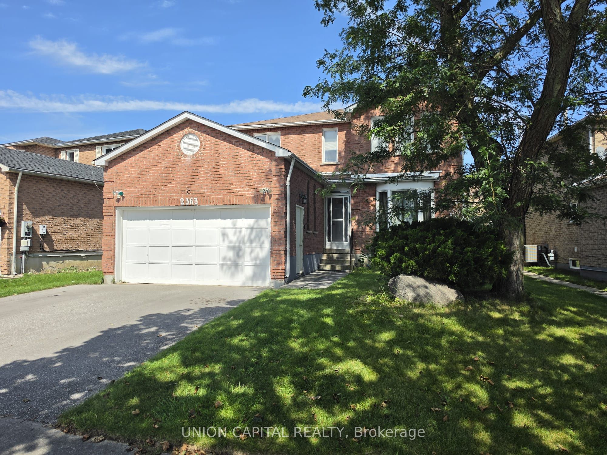 2363 Strathmore Crescent, Pickering, ON L1X 2H3 photo 3