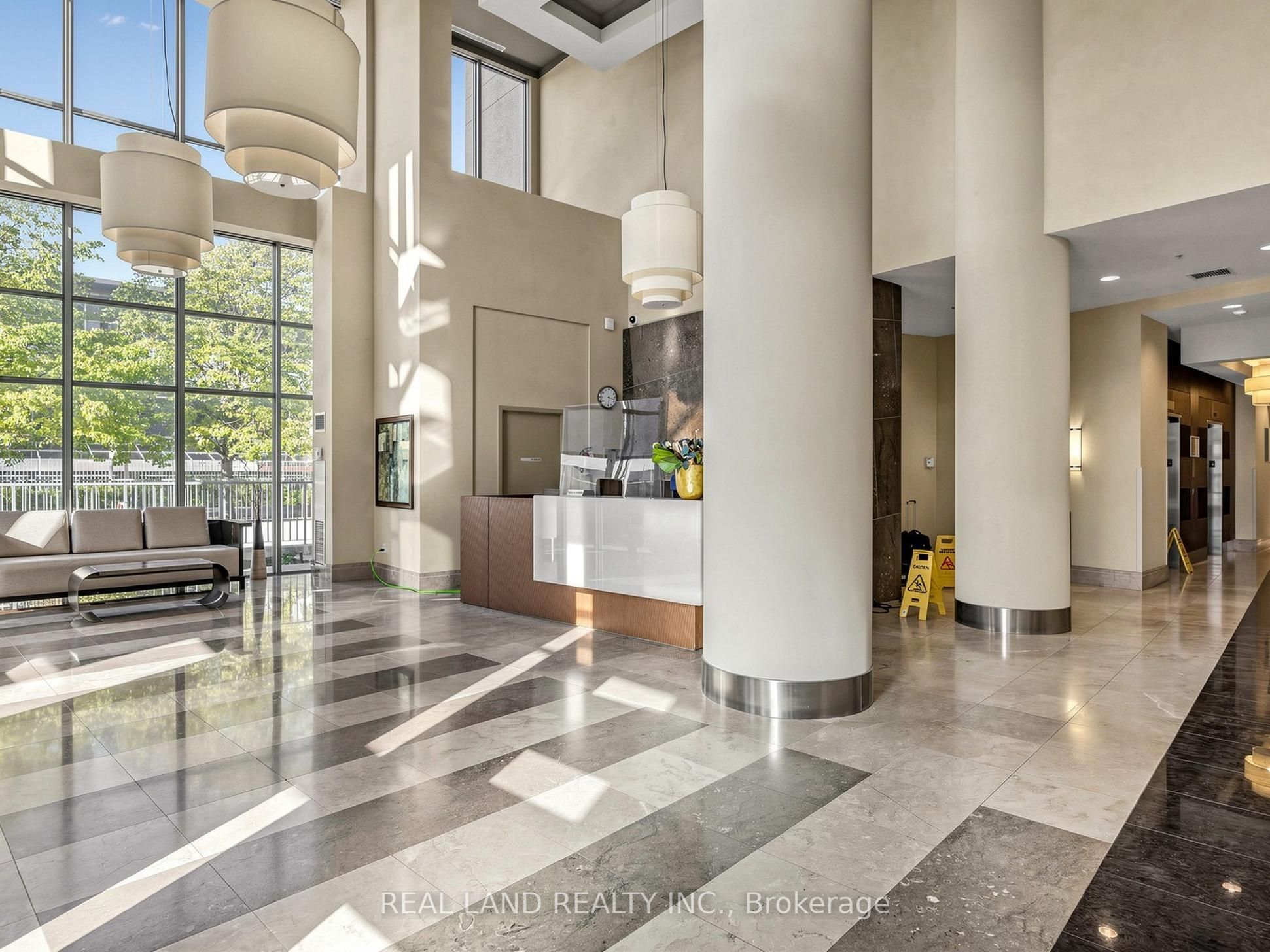 60 Brian Harrison Way 805, Toronto, ON M1P 5J5 photo 3