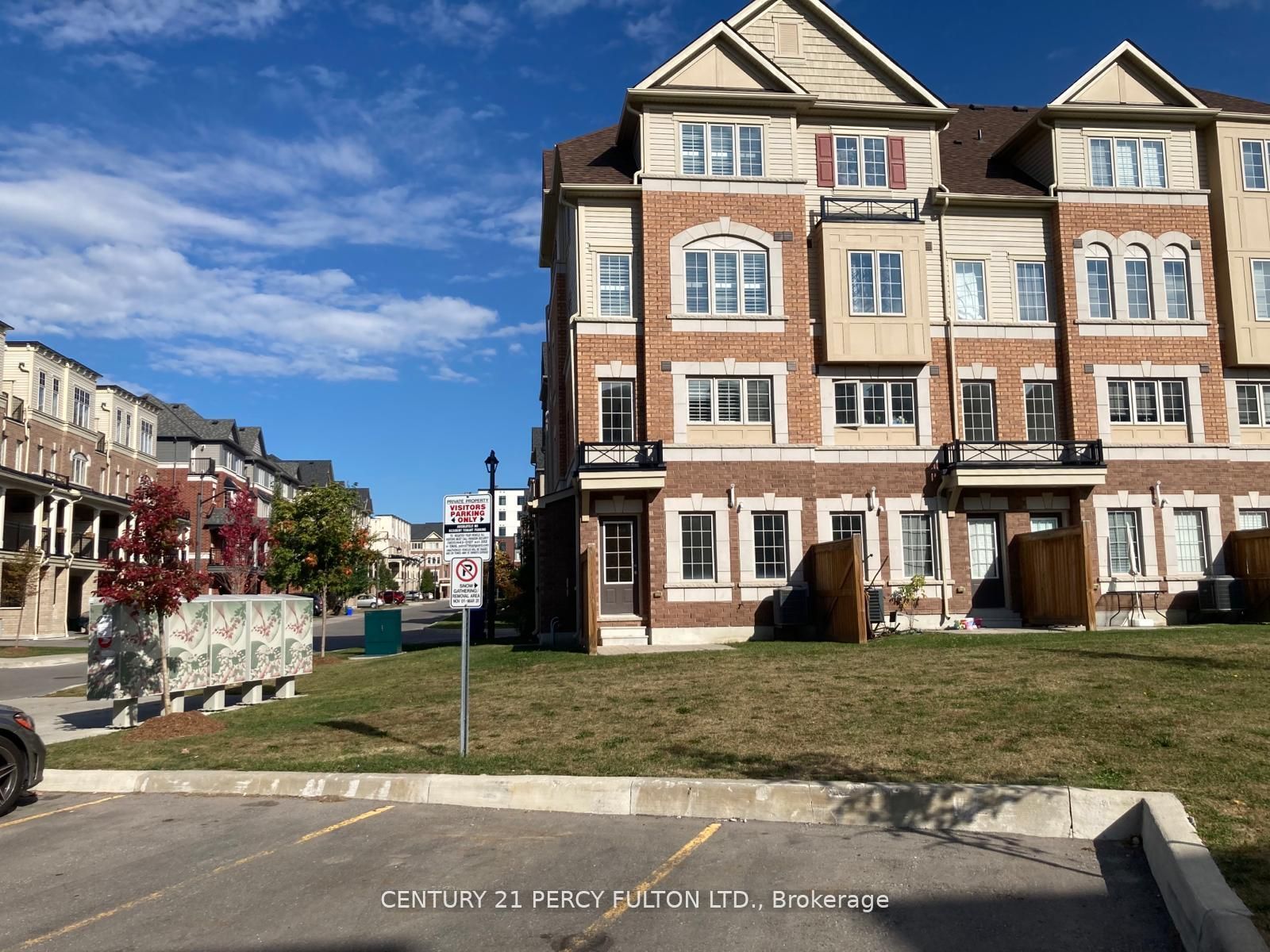 45 Pony Path, Oshawa, ON L1L 0L1 photo 3