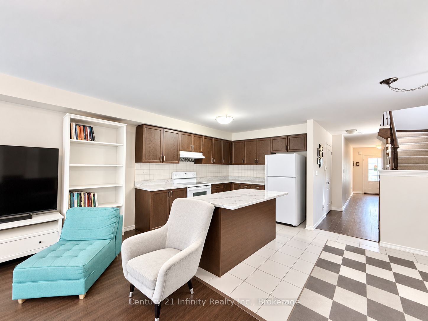 2339 Dress Circle Crescent, Oshawa, ON L1L 0L8 photo 5