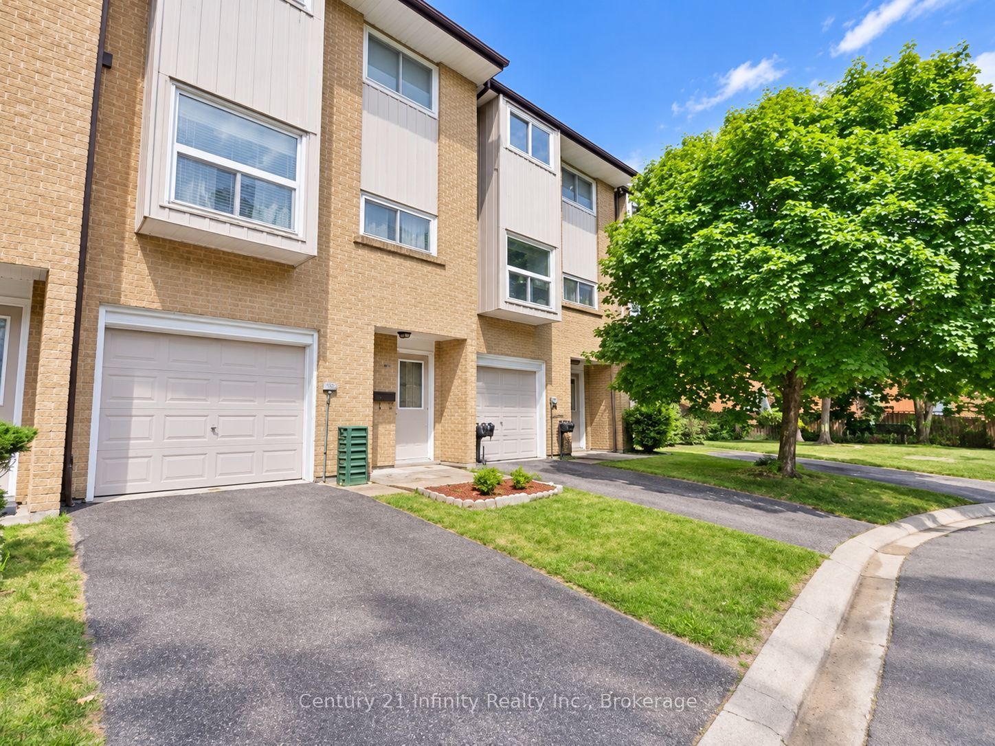 750 Military Trail 22, Toronto, ON M1E 4P7 photo 2