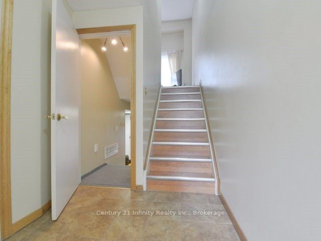 750 Military Trail 22, Toronto, ON M1E 4P7 photo 4