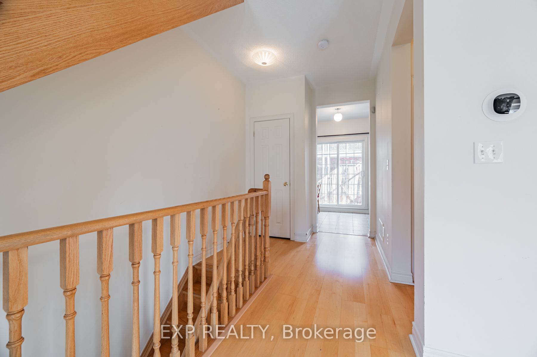 35 Carnahan Terrace, Toronto, ON M4E 0B1 photo 4