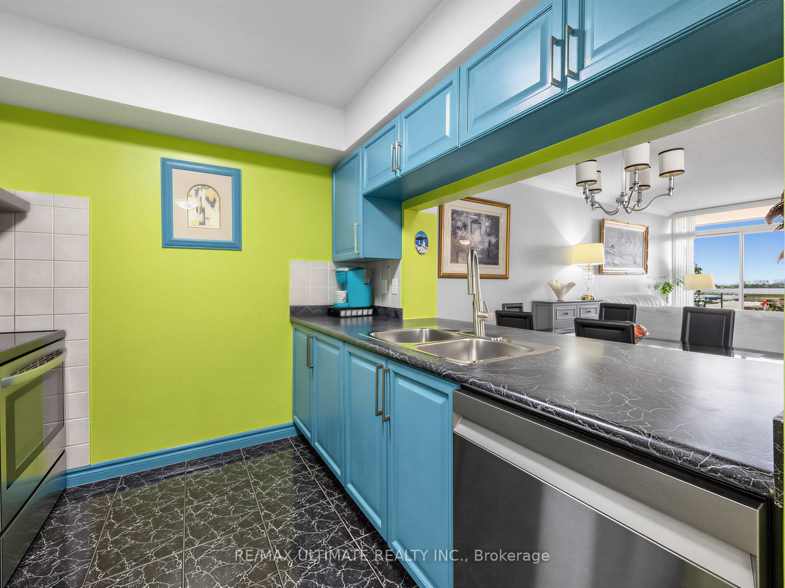 18 Mondeo Drive 1229, Toronto, ON M1P 5C8 photo 5