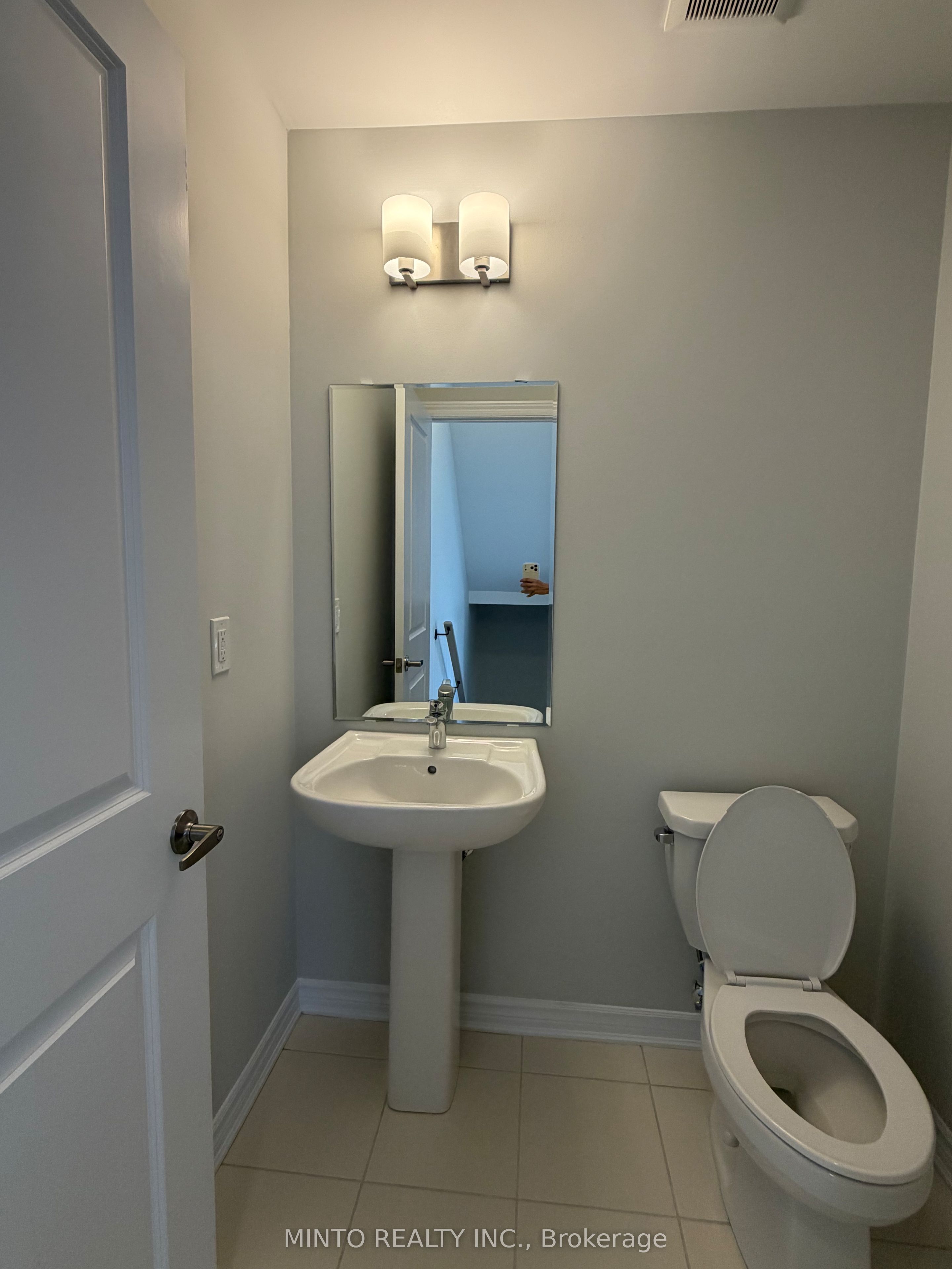 1142 Greentree Path, Oshawa, ON L1L 0X1 photo 5