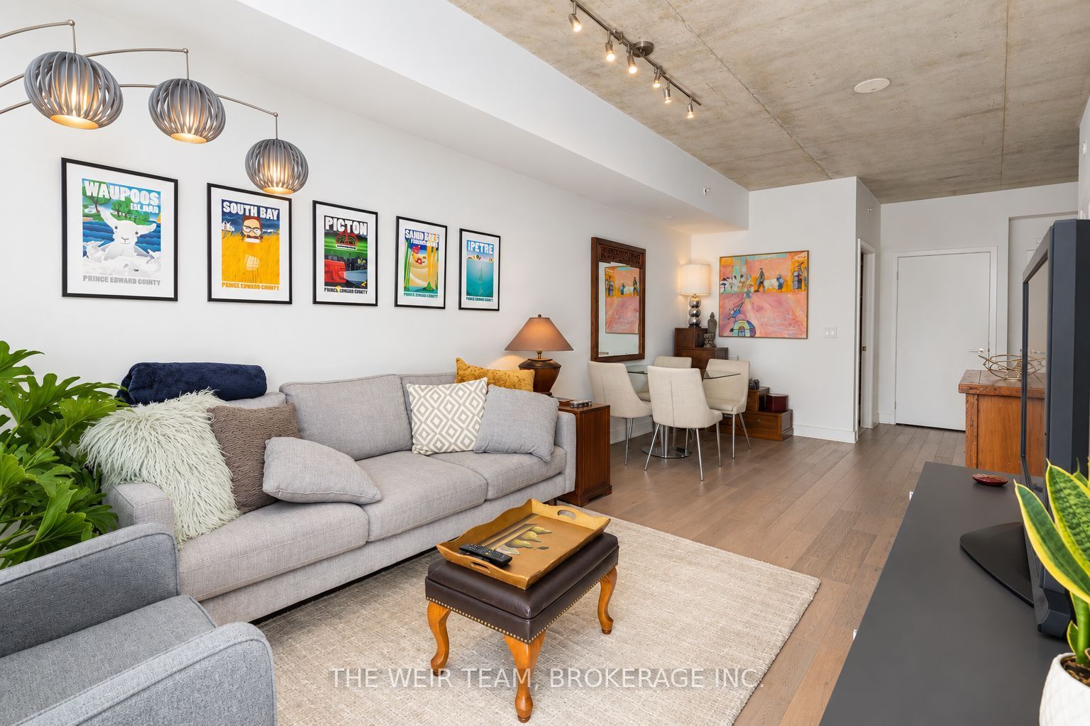 1190 Dundas Street 529, Toronto, ON M4M 0C5 photo 3