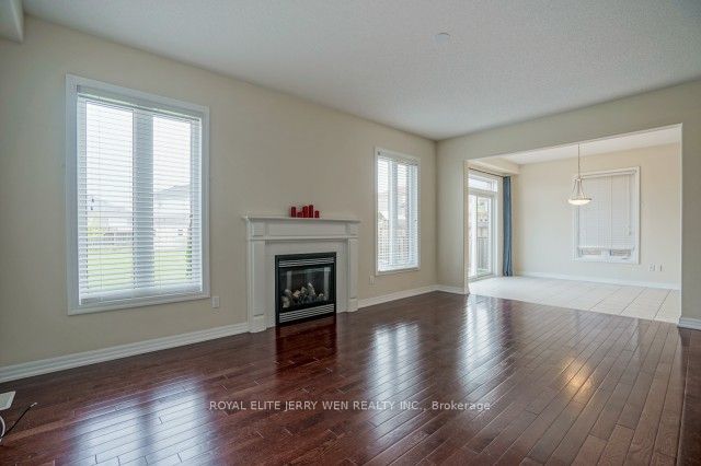 726 Coldstream Drive, Oshawa, ON L1K 2W9 photo 2