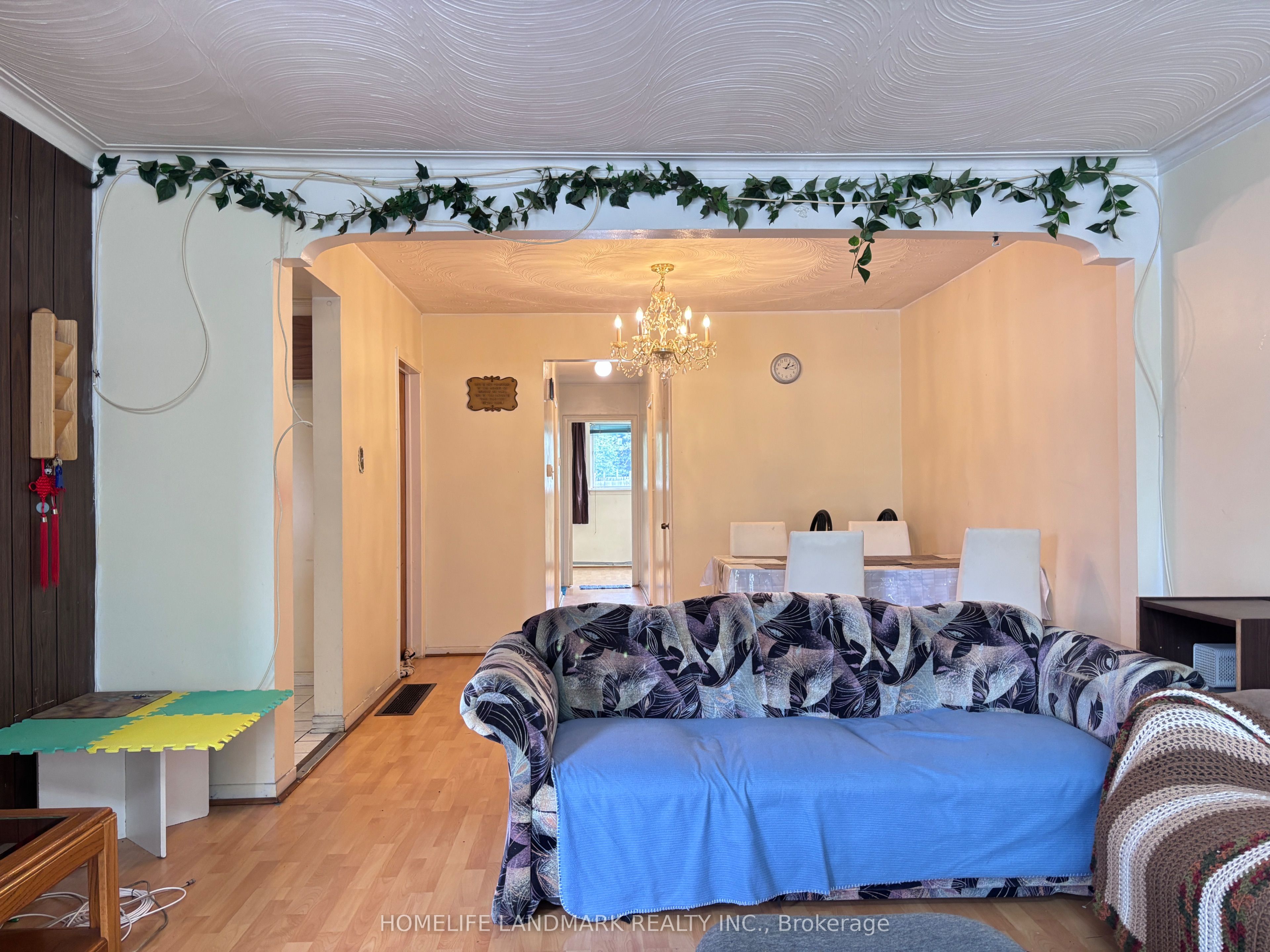 97 Tourmaline Drive, Toronto, ON M1T 1X1 photo 4
