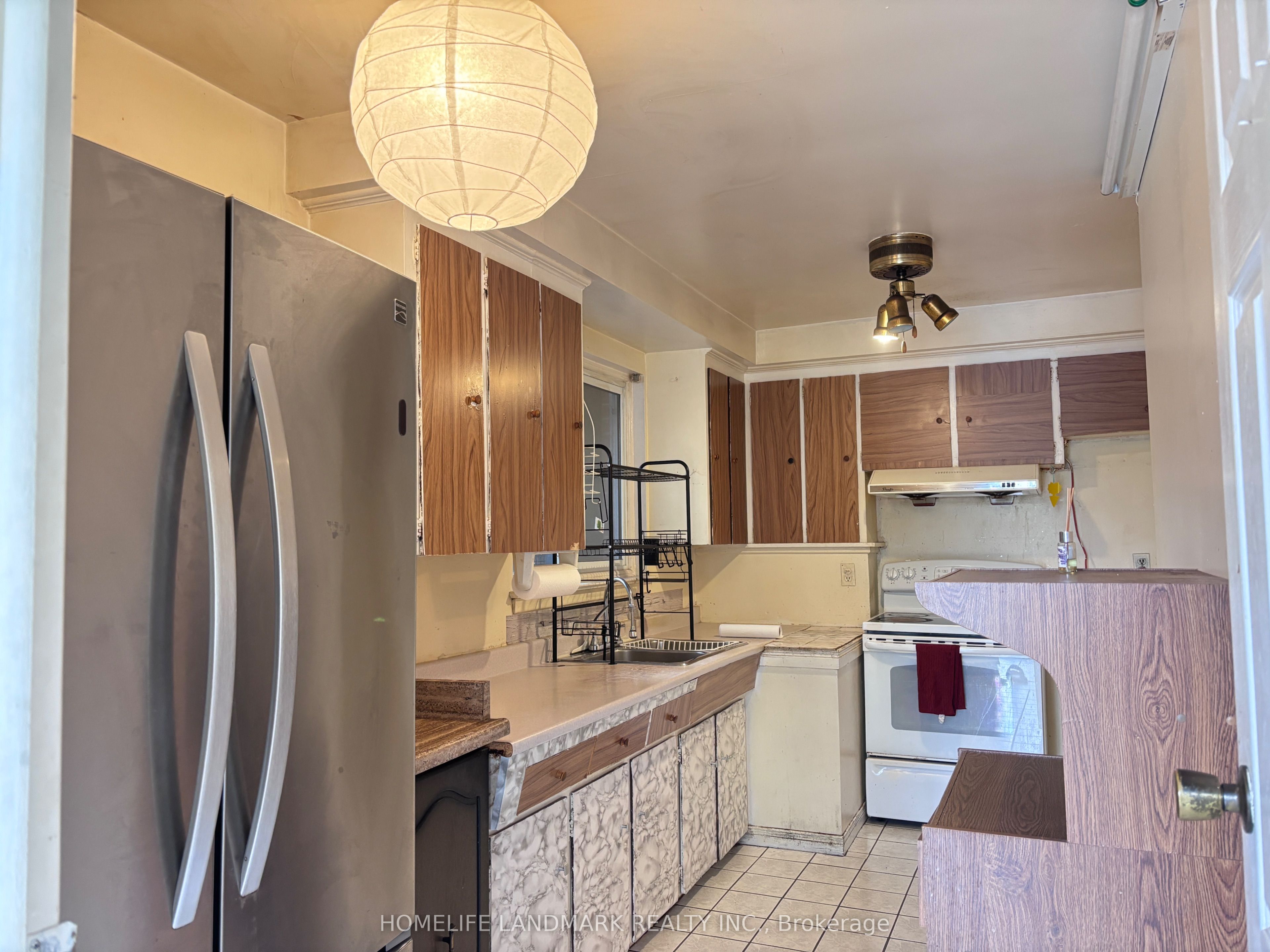 97 Tourmaline Drive, Toronto, ON M1T 1X1 photo 5