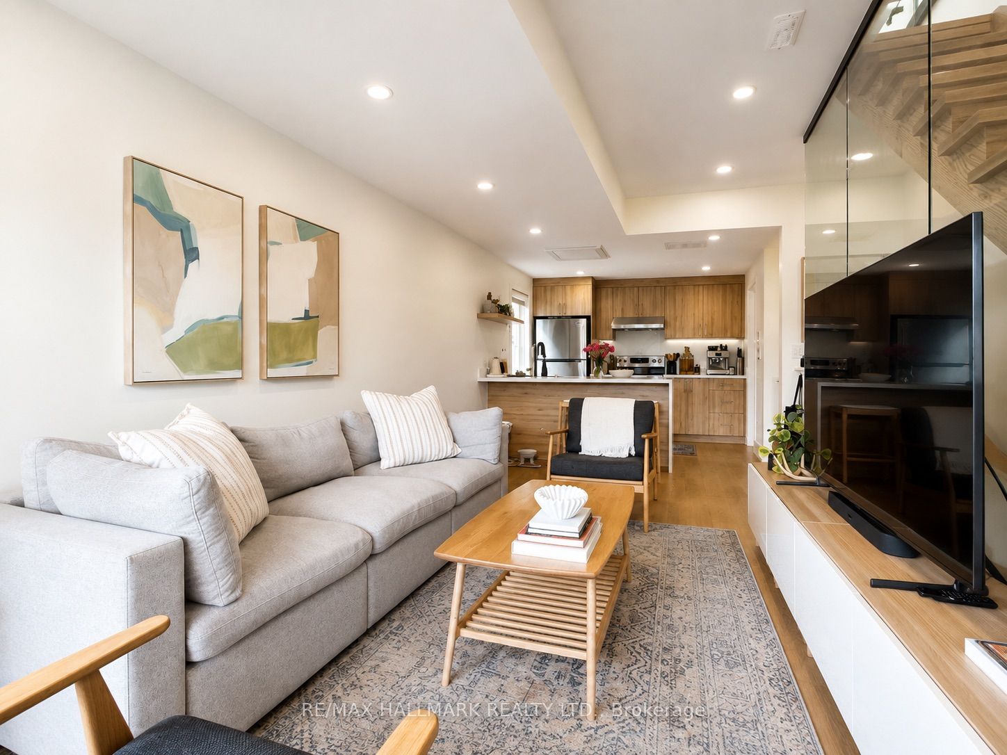 72 Jones Avenue Unit F, Toronto, ON M4M 2Z8 photo 3