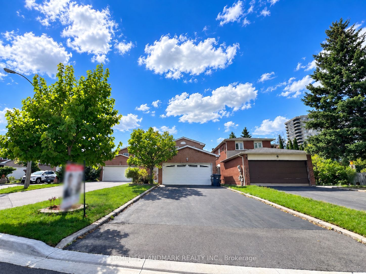 3 Montague Place, Toronto, ON M1W 3V5 photo 2