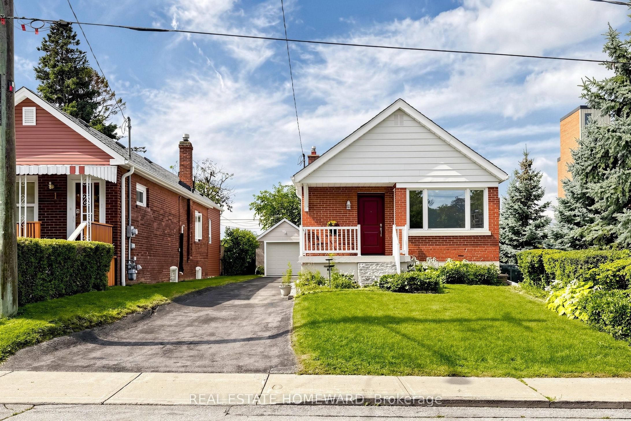 120 Pitt Avenue, Toronto, ON M1L 2R6