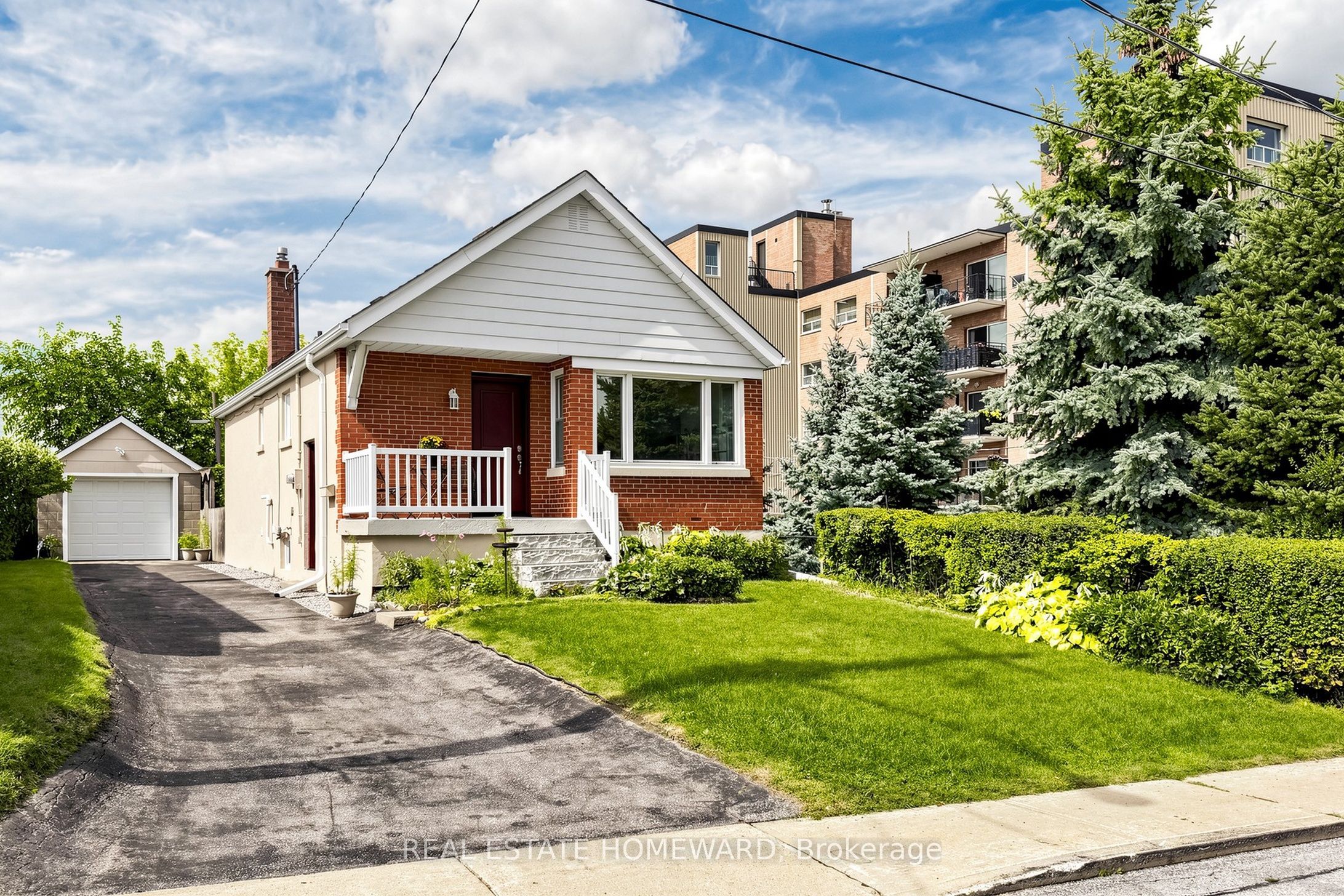 120 Pitt Avenue, Toronto, ON M1L 2R6 photo 2