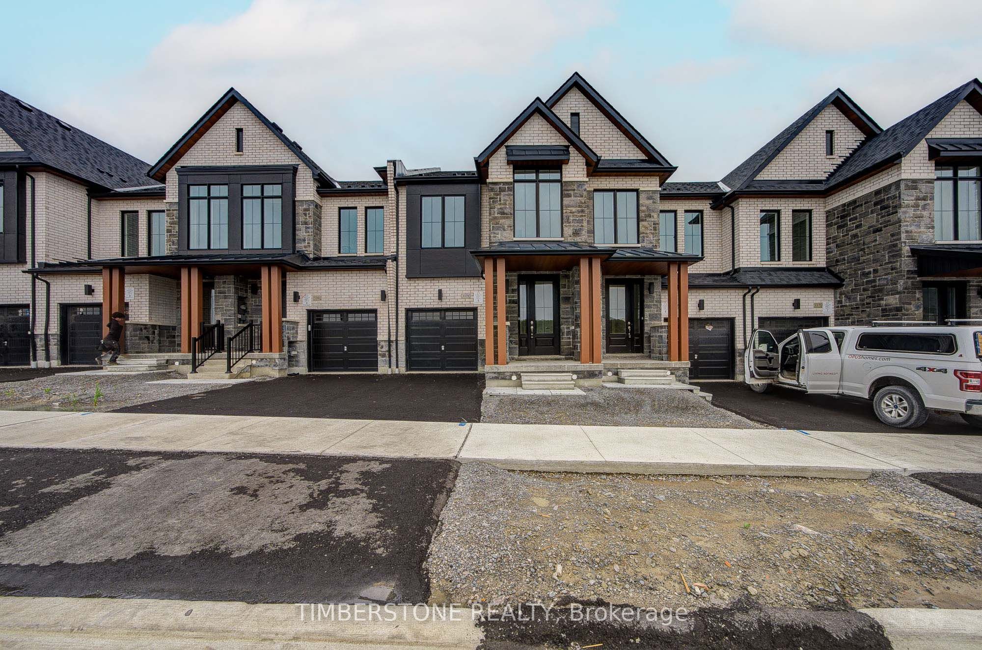 3379 Elsa Story Avenue, Pickering, ON L1X 0J2