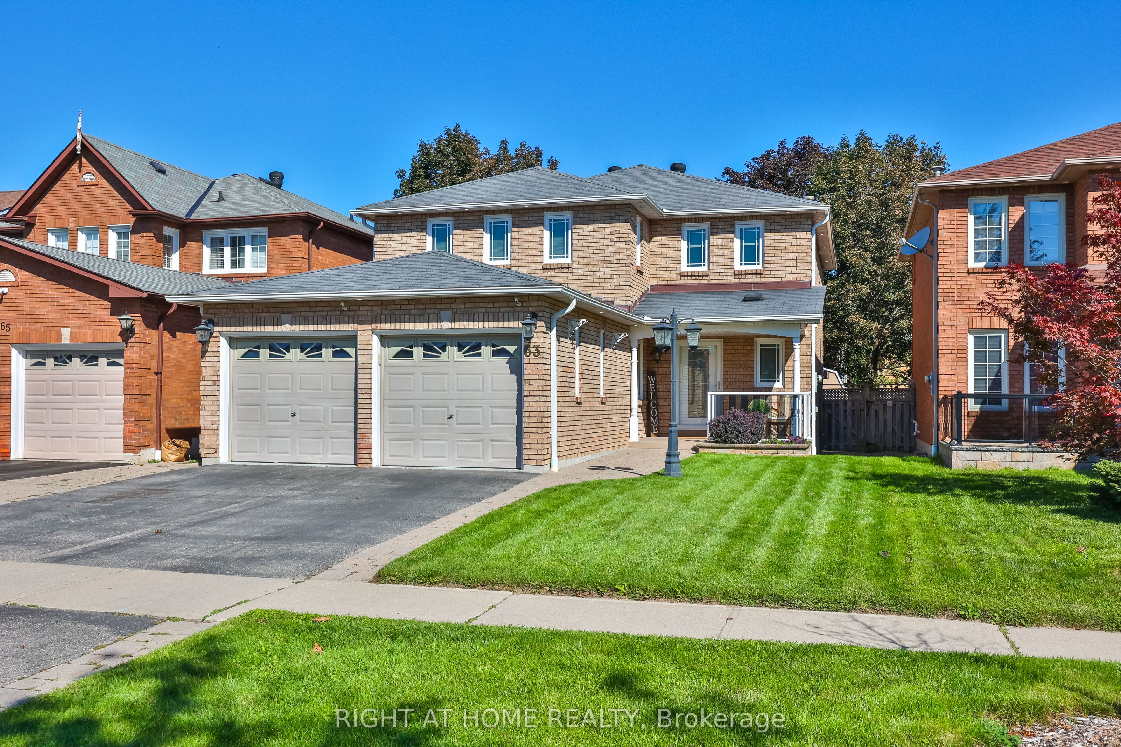 63 Keeble Crescent, Ajax, ON L1T 3R6 photo 2