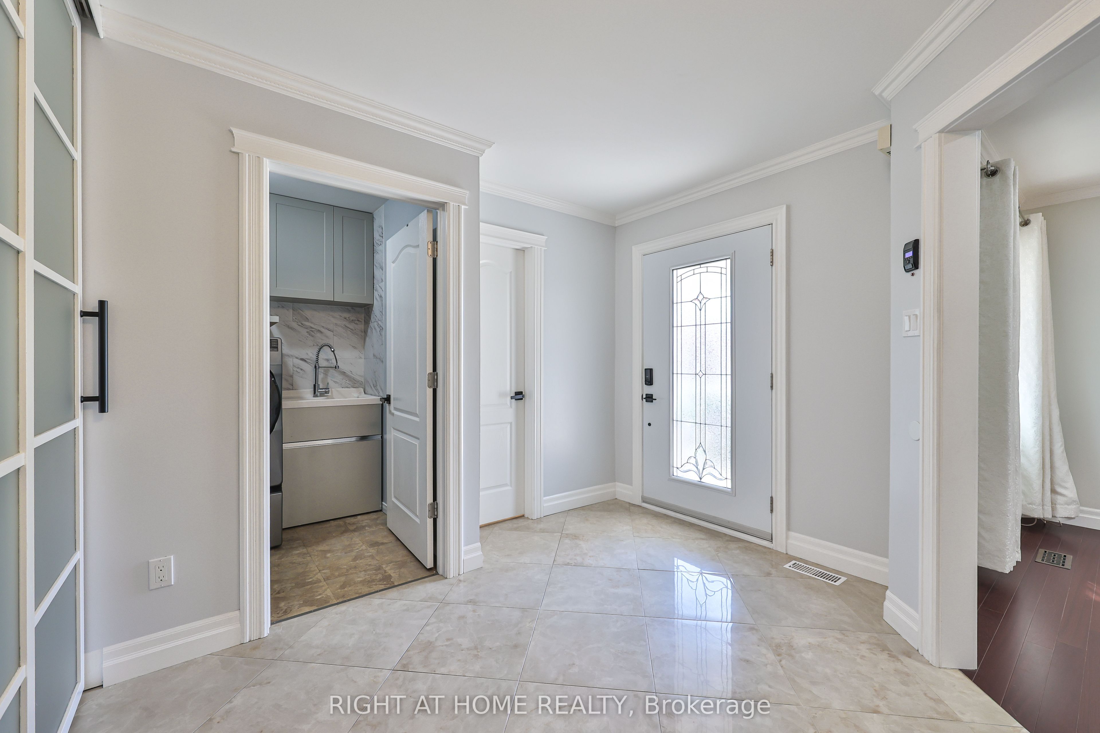63 Keeble Crescent, Ajax, ON L1T 3R6 photo 4