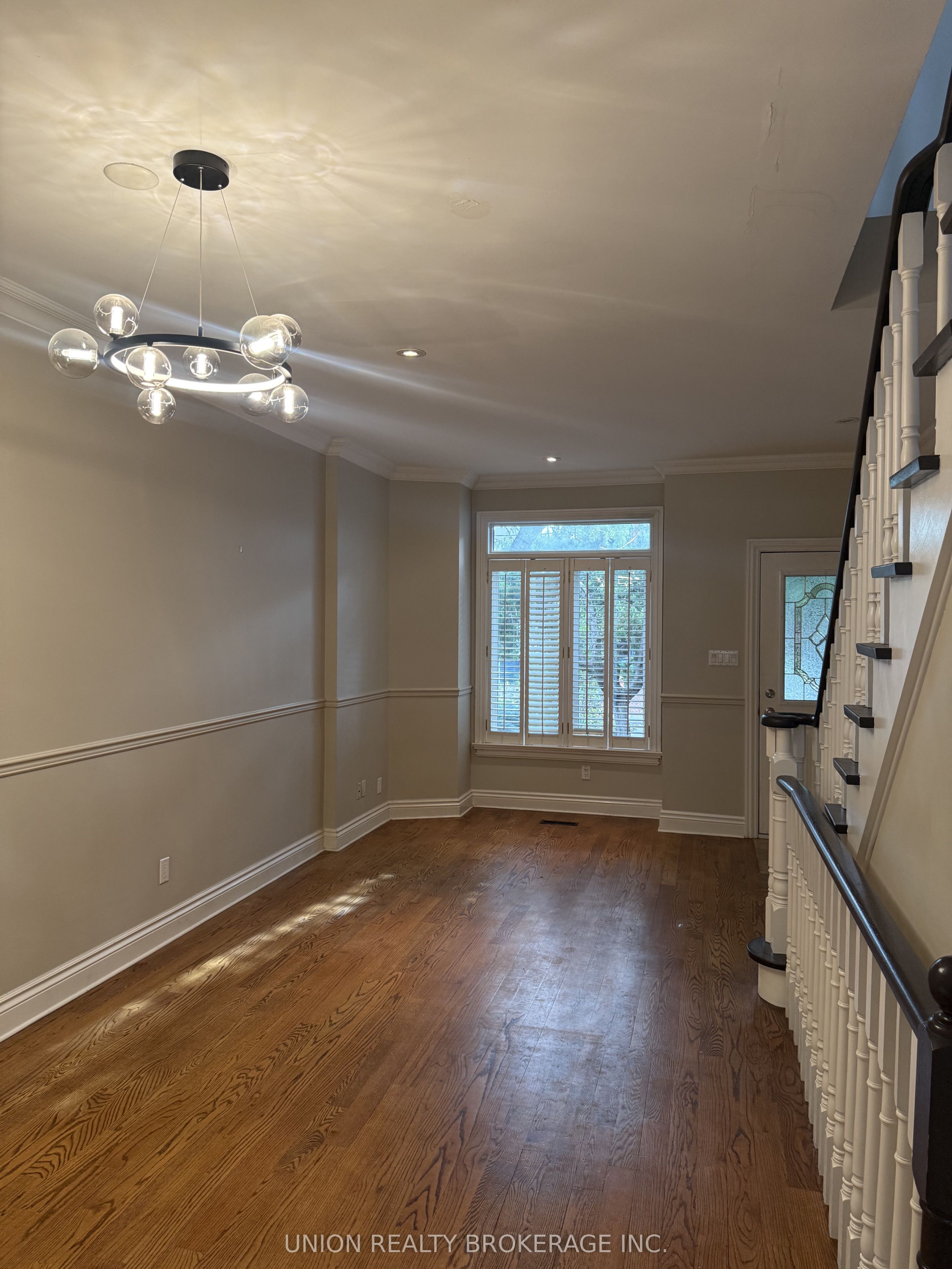105A Gough Avenue, Toronto, ON M4K 3N9 photo 4