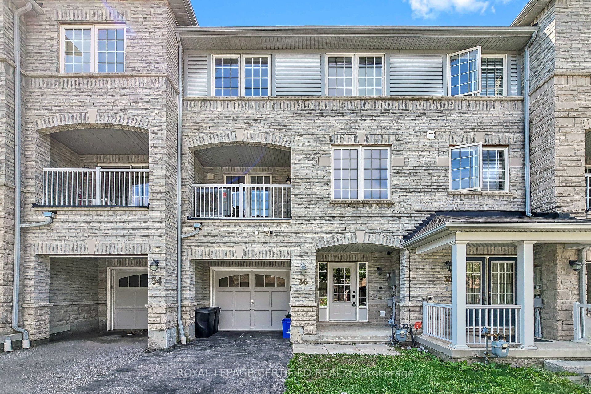 36 Silvester Street, Ajax, ON L1Z 0M5 photo 2
