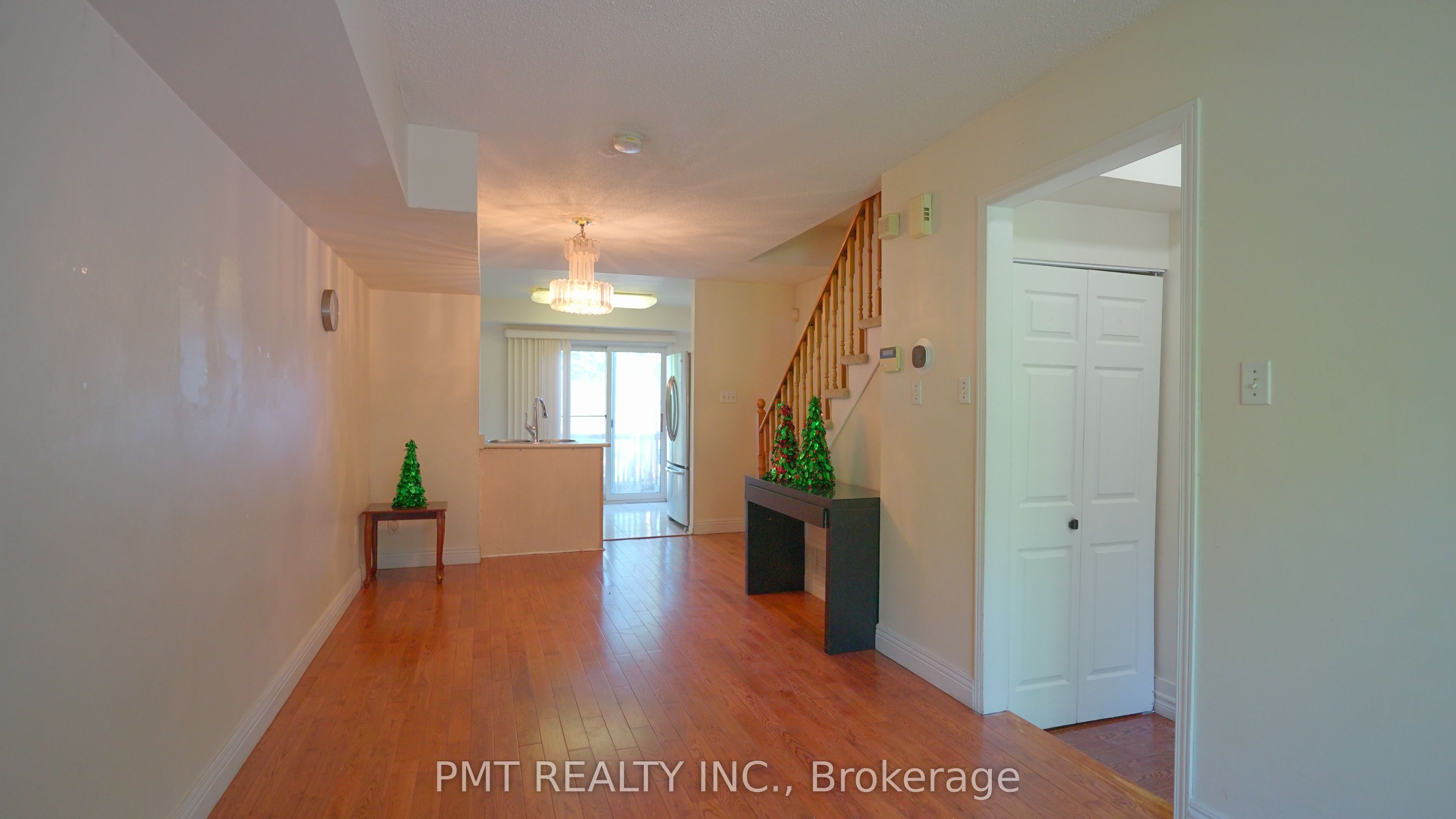 189 Galloway Road 29, Toronto, ON M1E 4Z7 photo 2