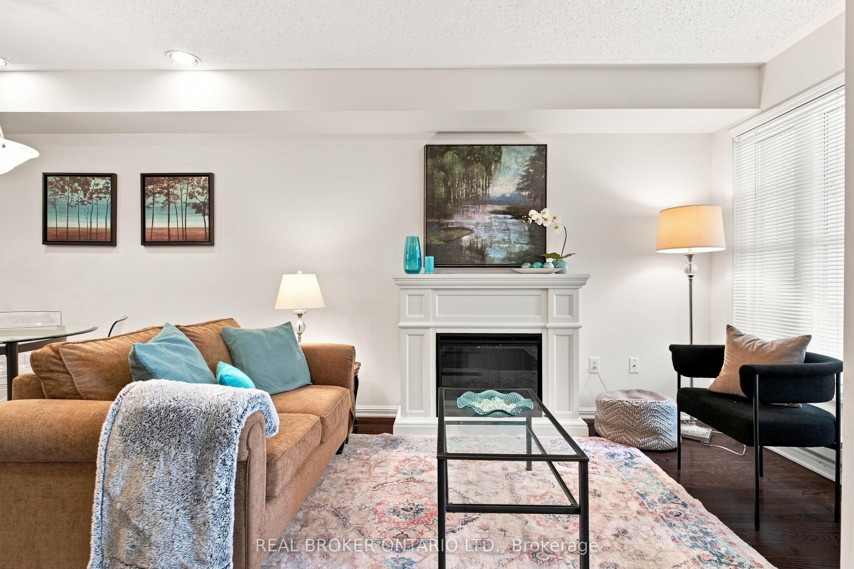 8 Ayers Crescent, Toronto, ON M1L 0G6 photo 4