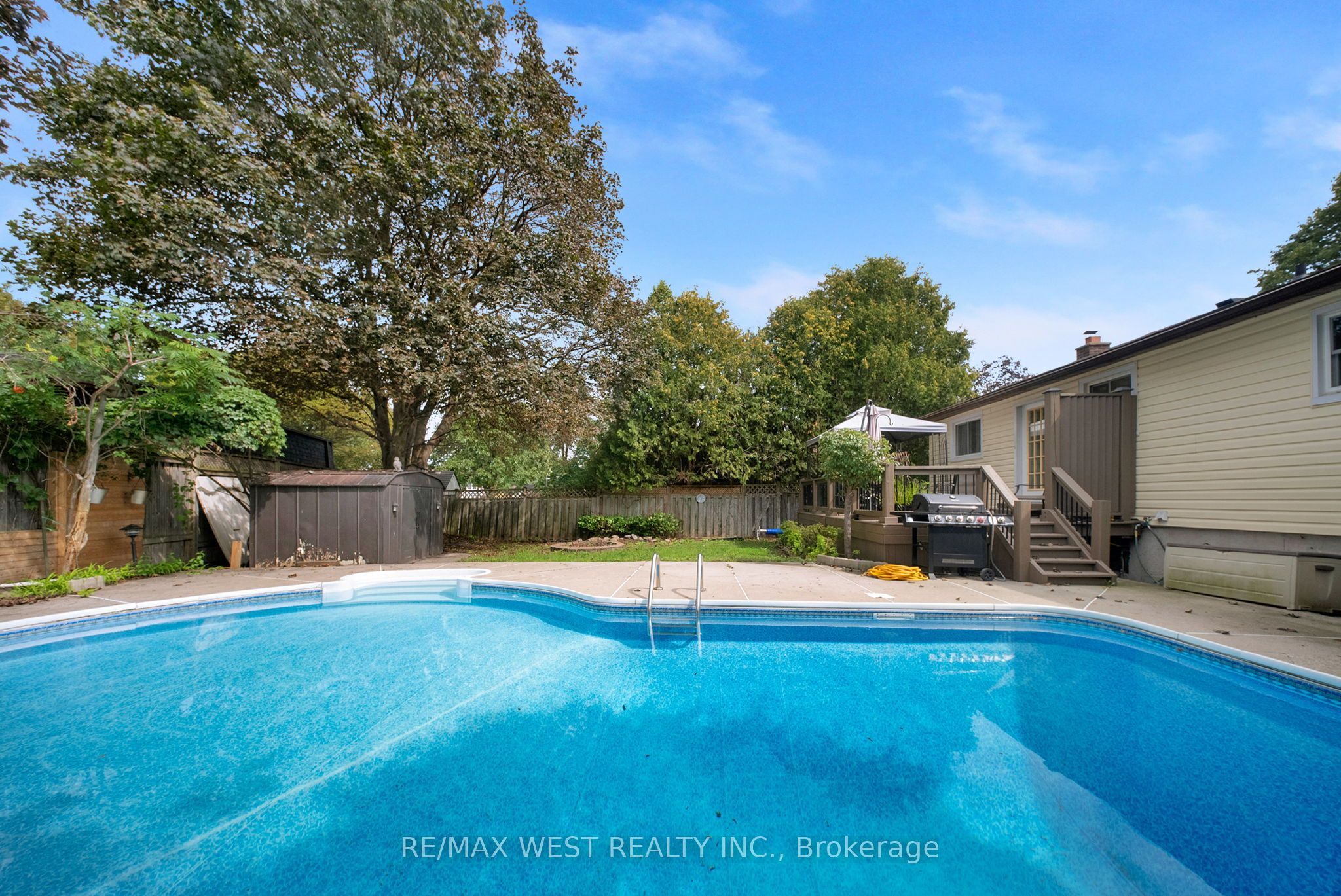 4 Flemington Court, Whitby, ON L1N 5X2 photo 4