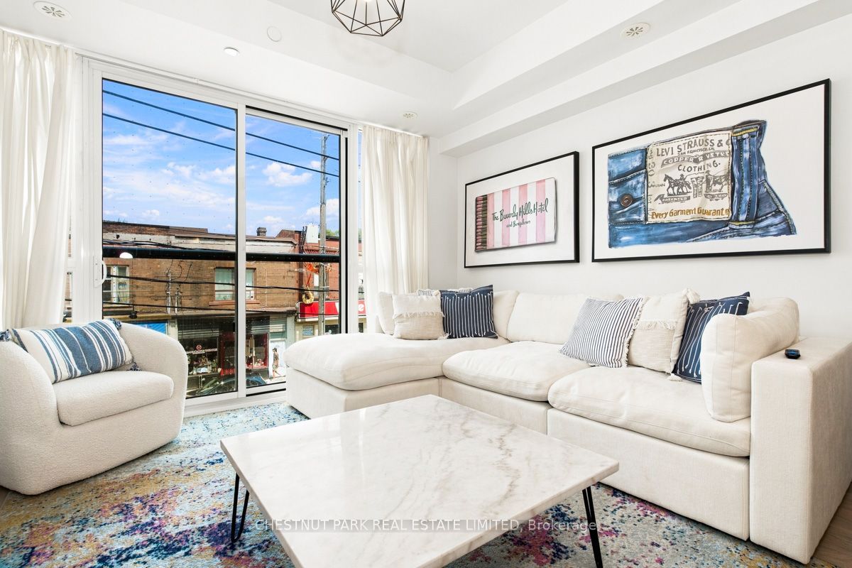 899 Queen Street E 205, Toronto, ON M4M 0C8 photo 5