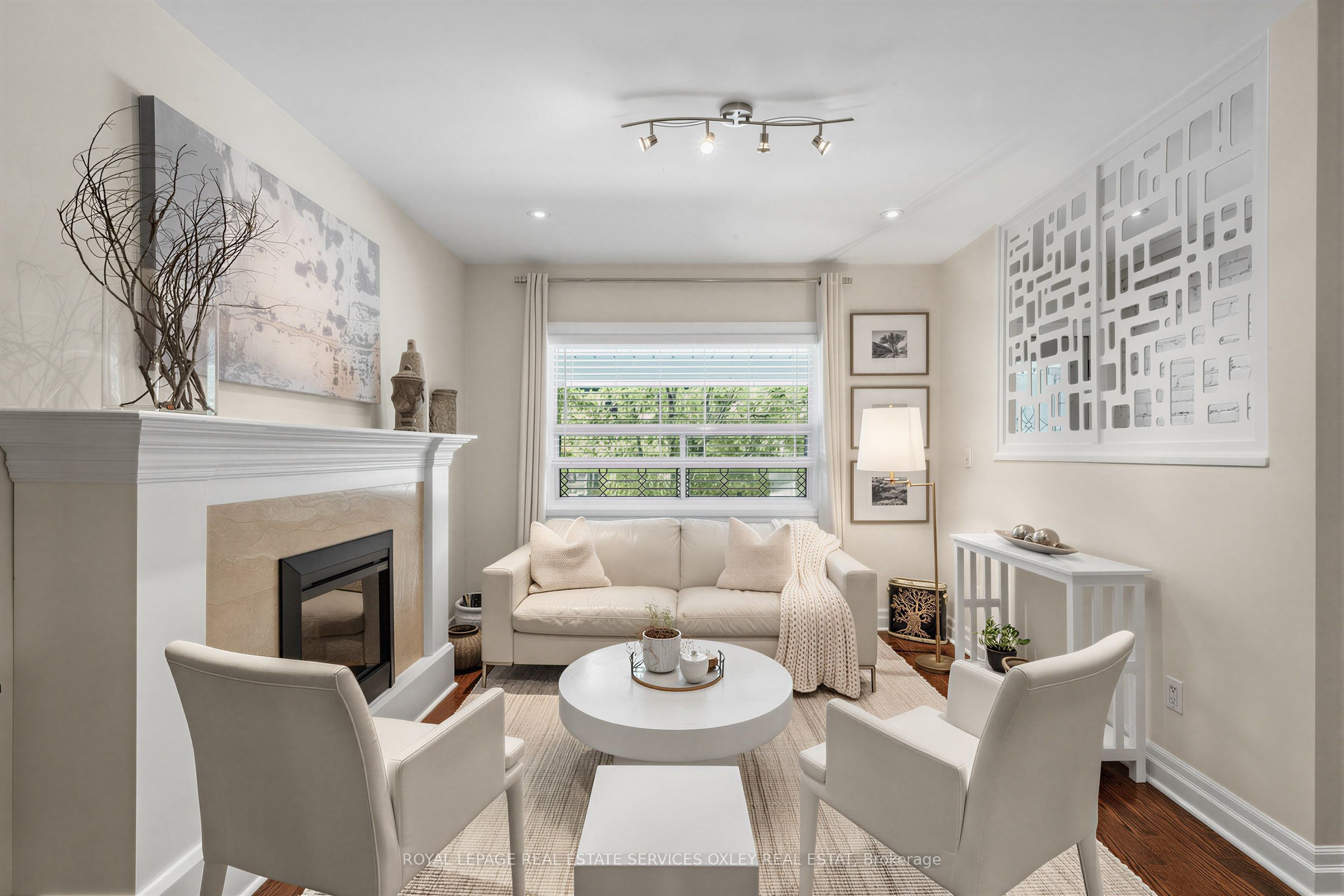 733 Woodbine Avenue, Toronto, ON M4E 2J4 photo 4