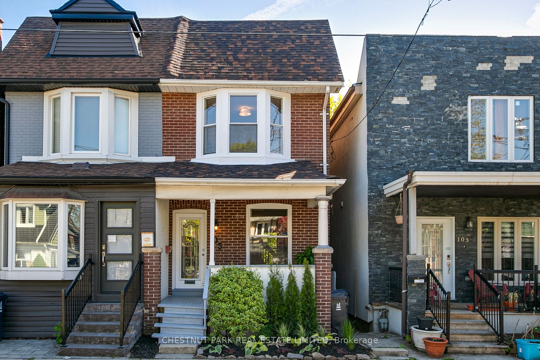 105 Greenwood Avenue, Toronto, ON M4L 2P7