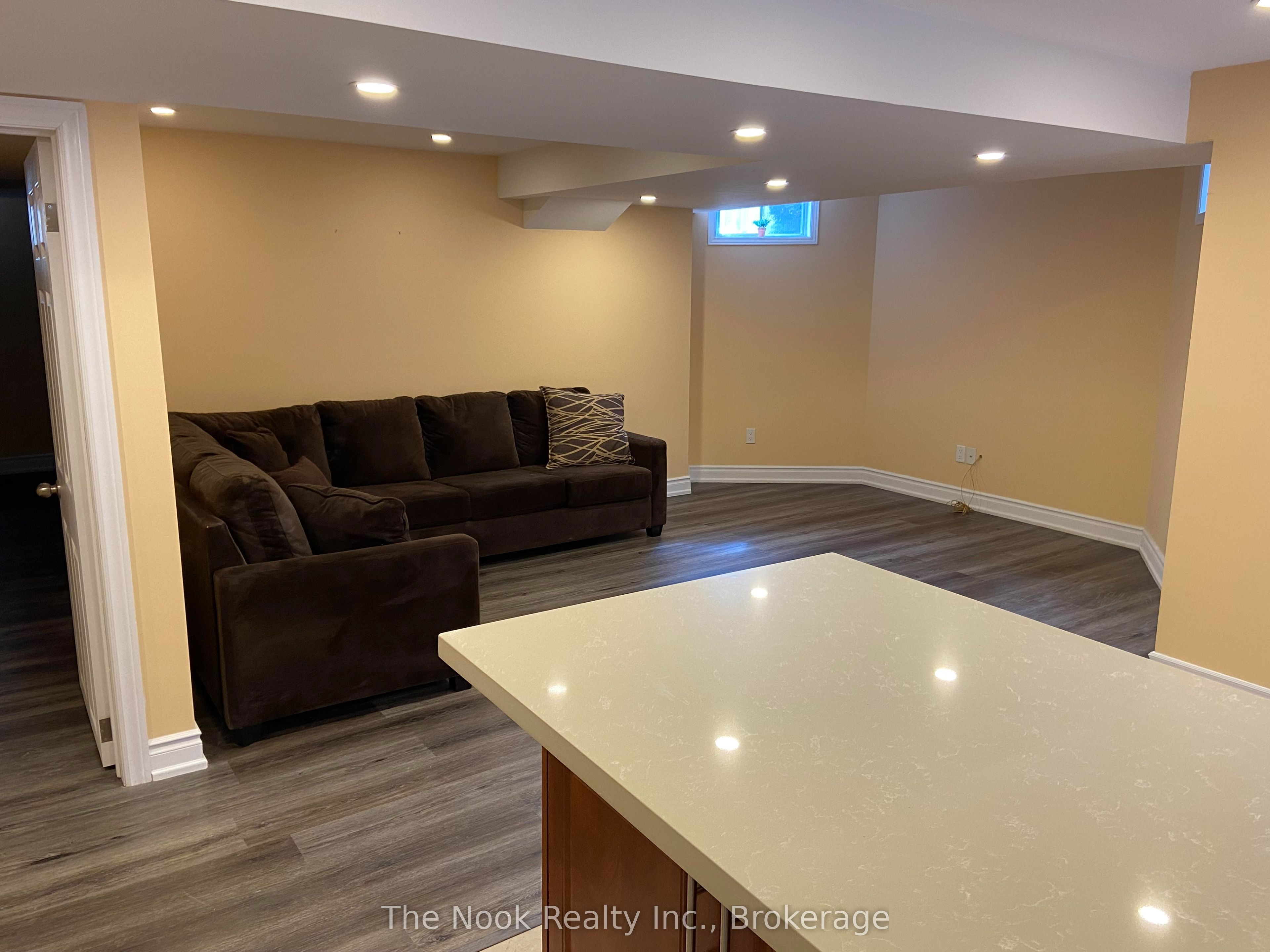 101 Glenabbey Drive, Clarington, ON L1E 2B6 photo 5
