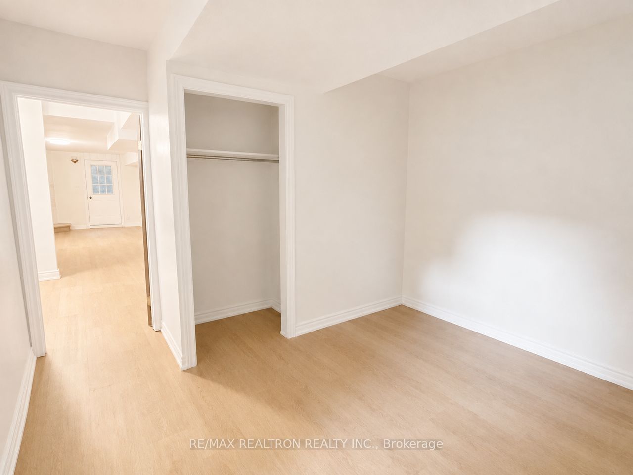 322 Morrish Road Basemewnt, Toronto, ON M1C 1G1 photo 5