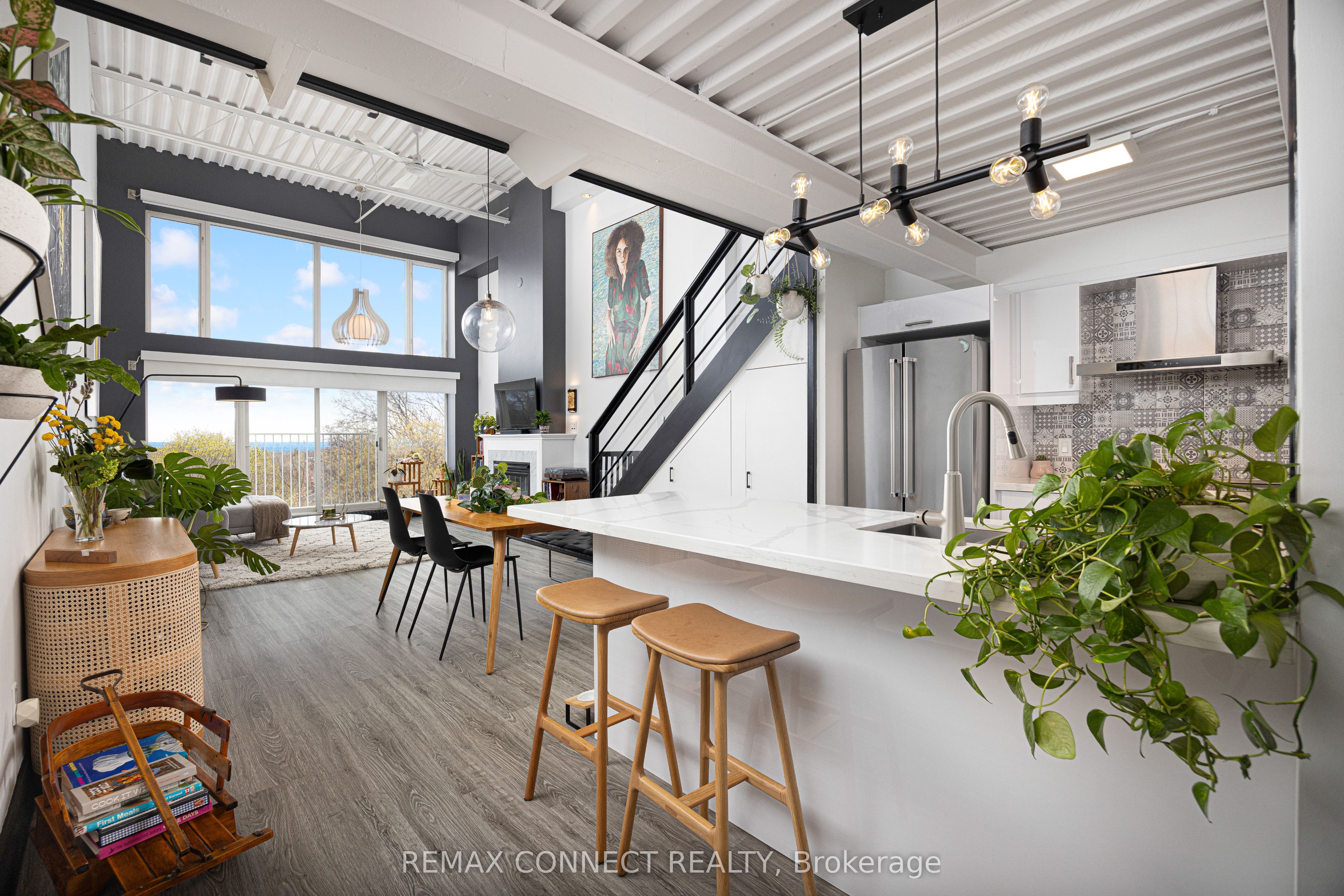 517 Kingston Road 4, Toronto, ON M4L 1V5 photo 4