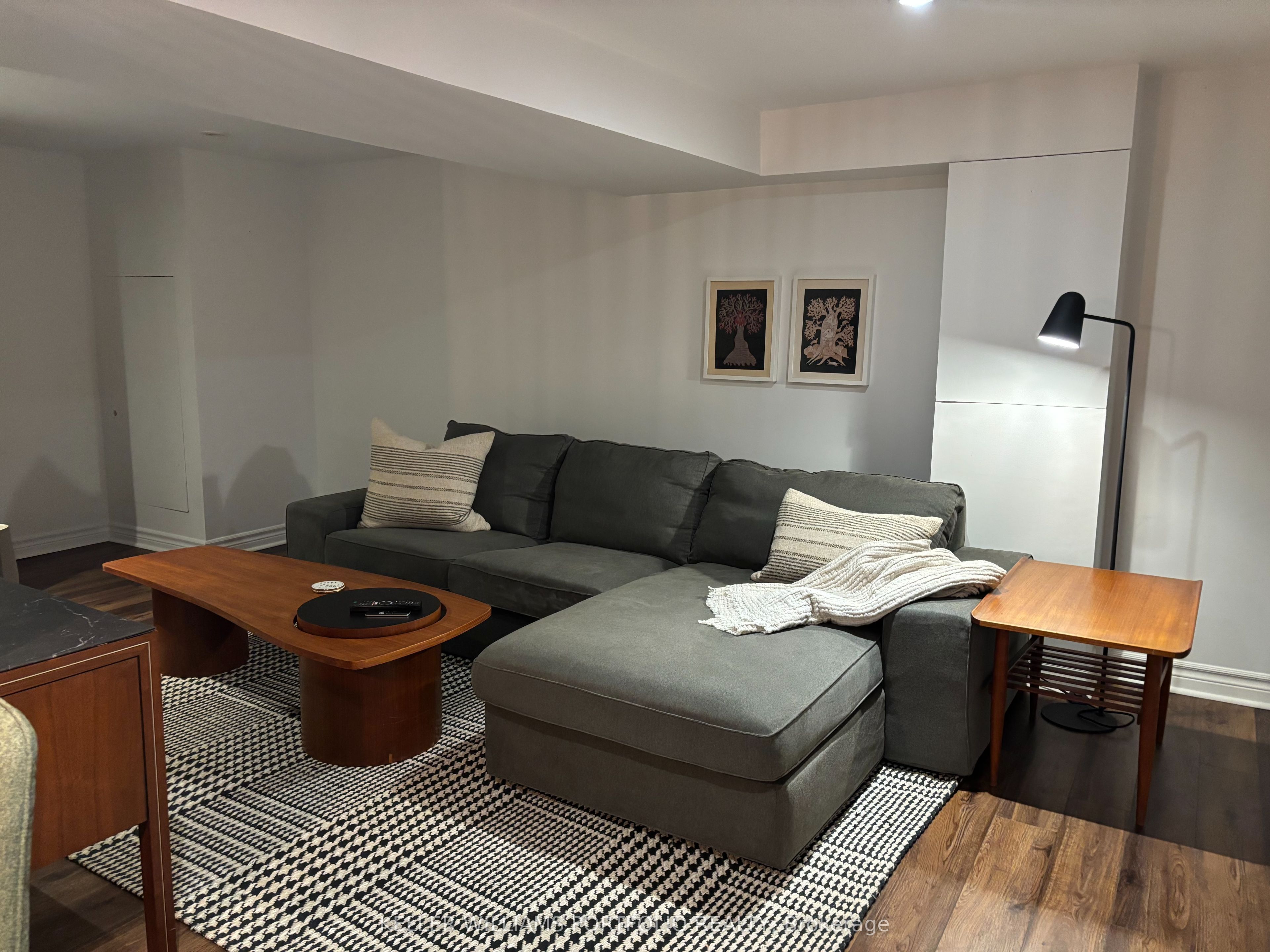 243 Leslie Street Basement, Toronto, ON M4M 3C8 photo 2