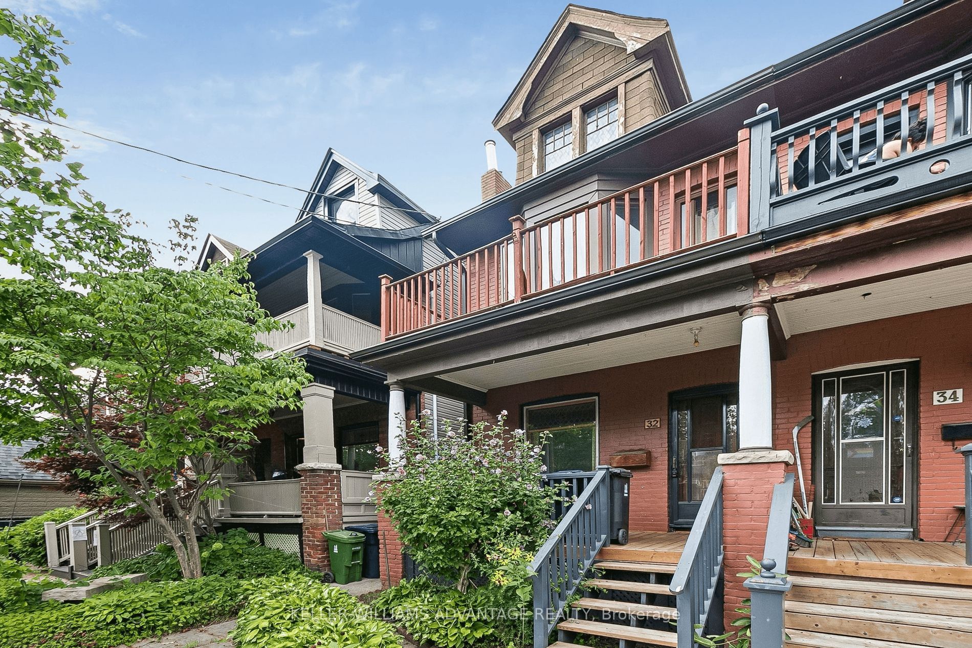 32 Dingwall Avenue E, Toronto, ON M4J 1C3 photo 2