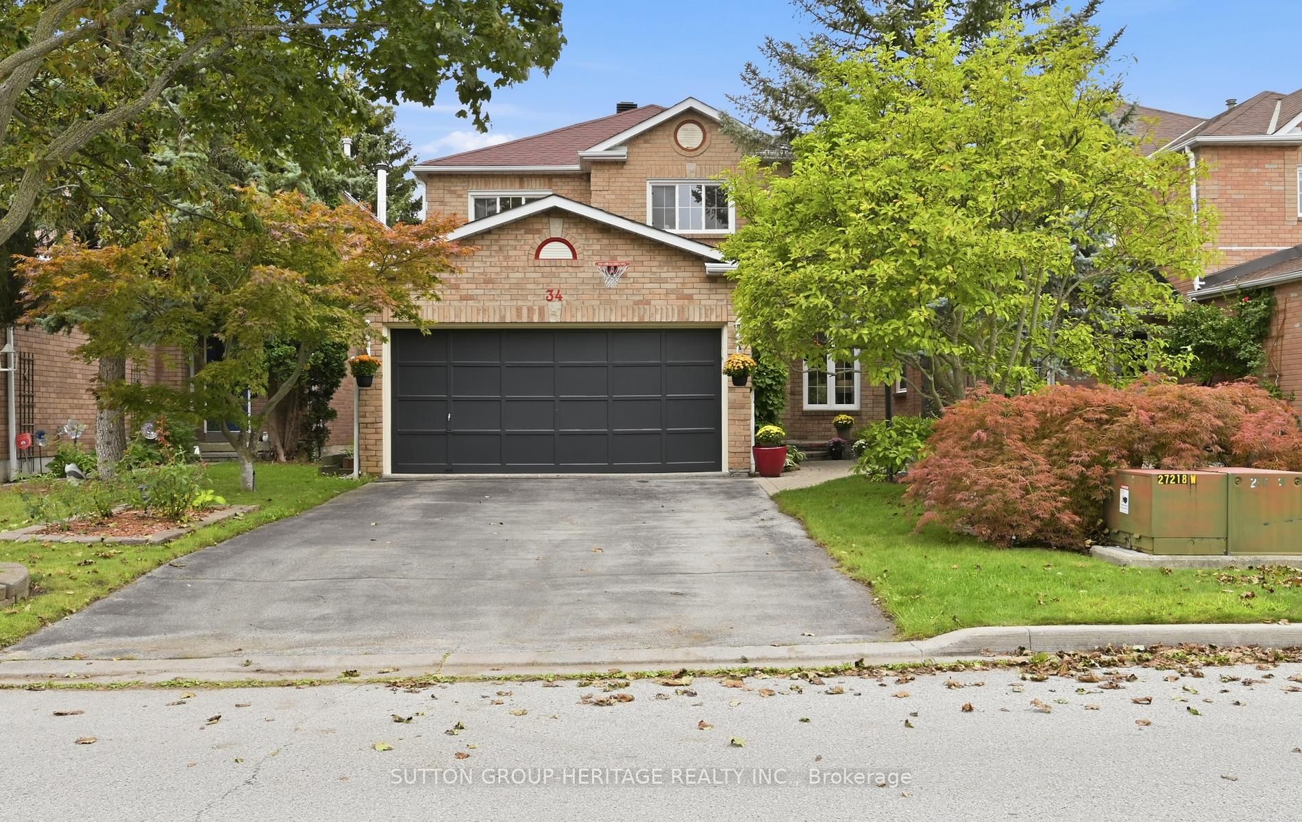 34 Reese Avenue, Ajax, ON L1T 3V7