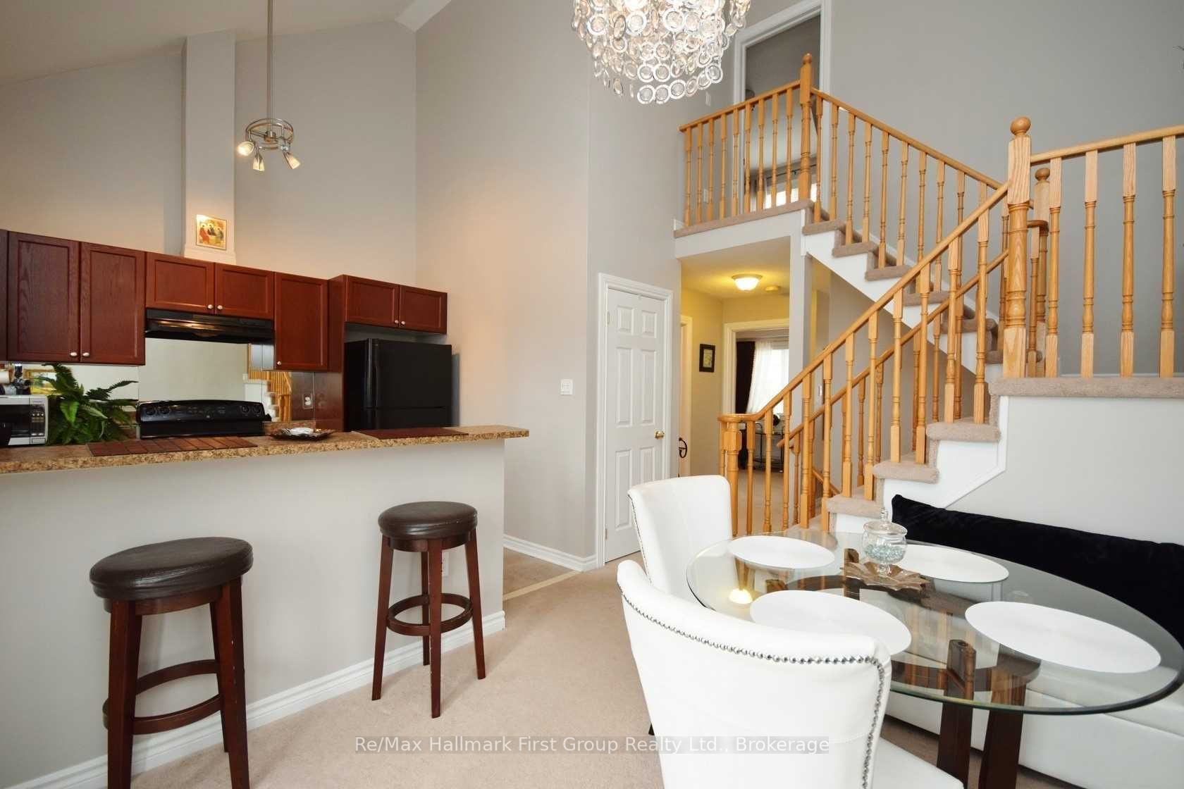 44 Wicker Park Way, Whitby, ON L1R 0E1 photo 4