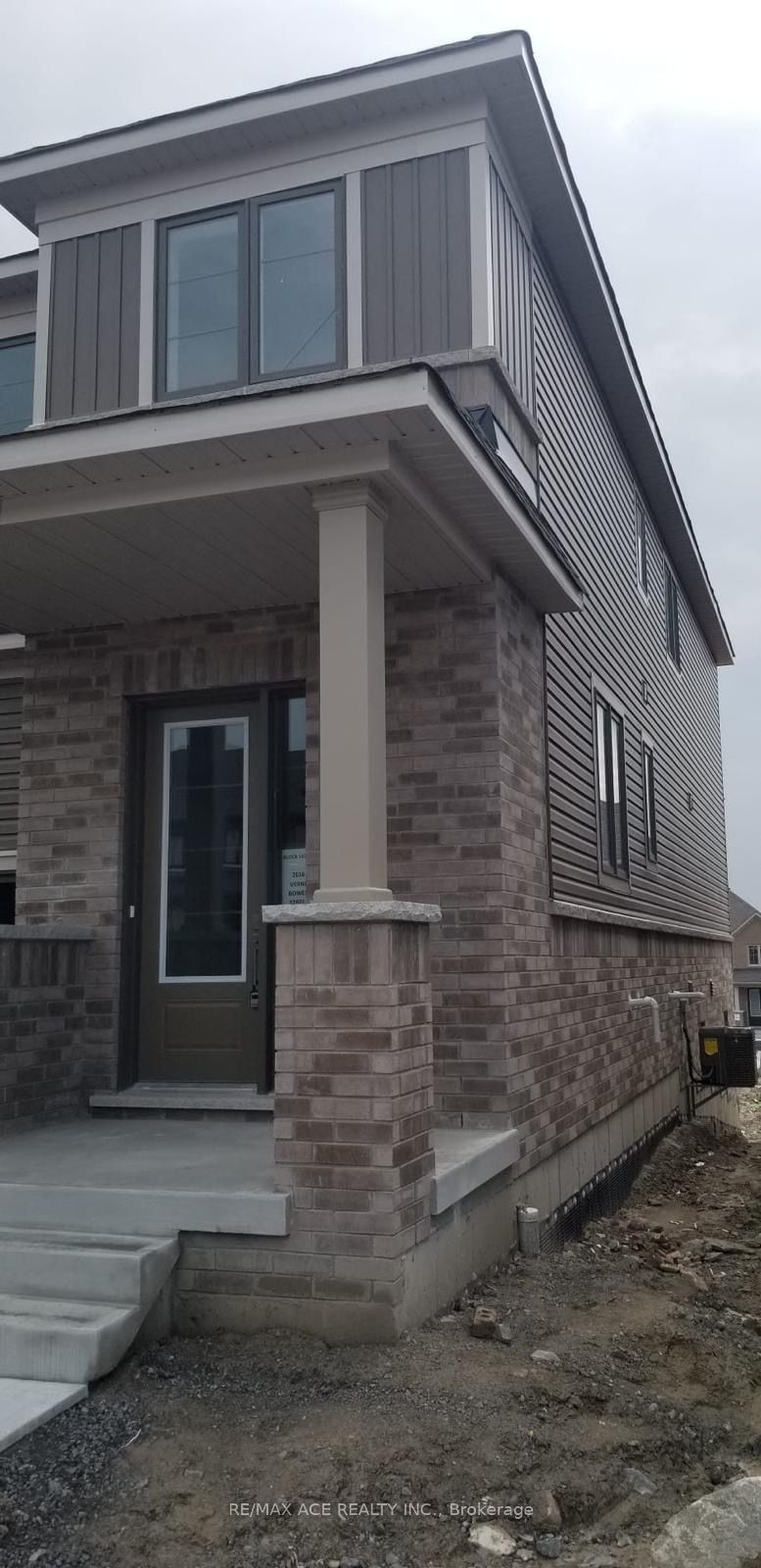 2026 Verne Bowen Street, Oshawa, ON L1L 0S3 photo 3