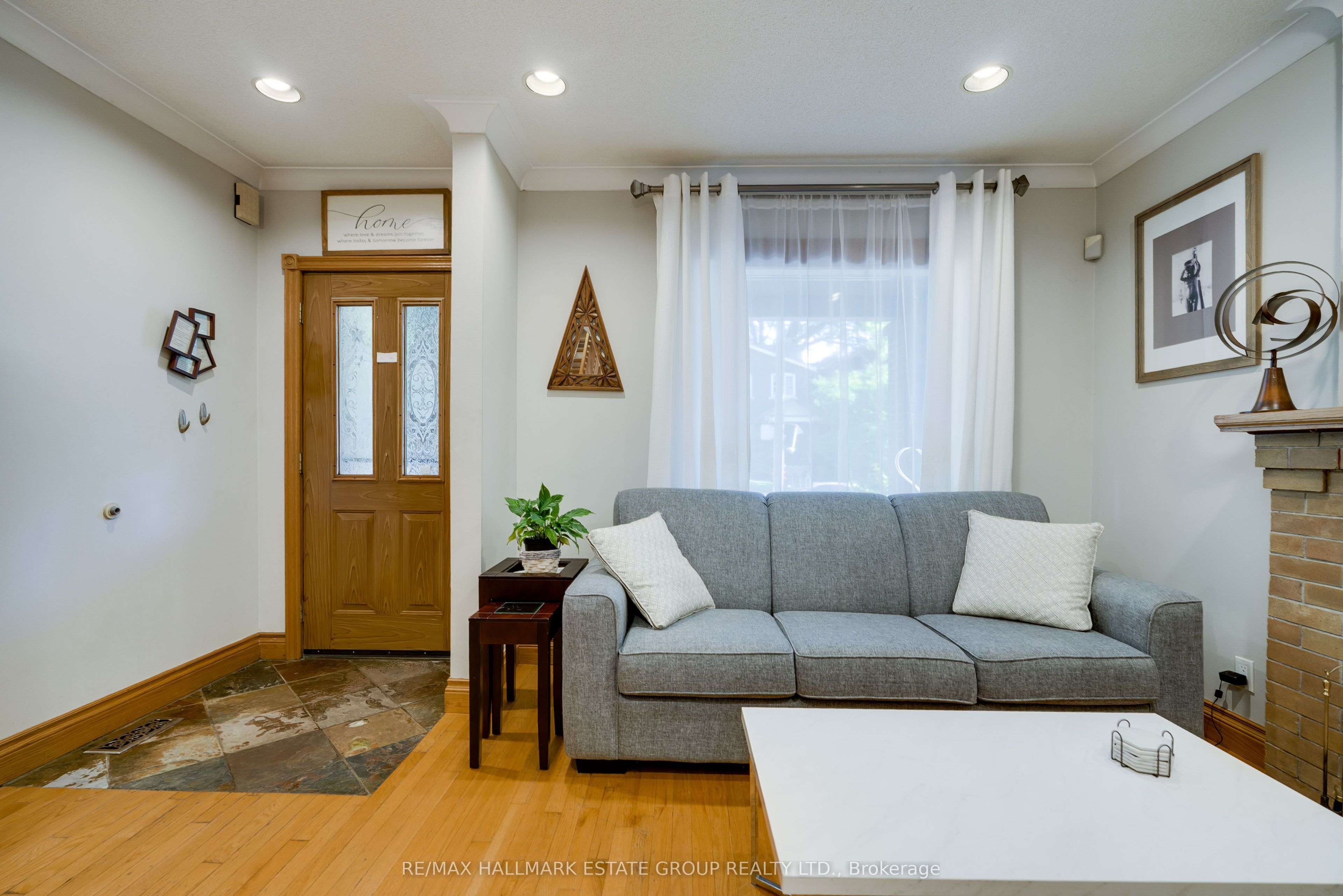 88 Glenmore Road, Toronto, ON M4L 3M3 photo 5
