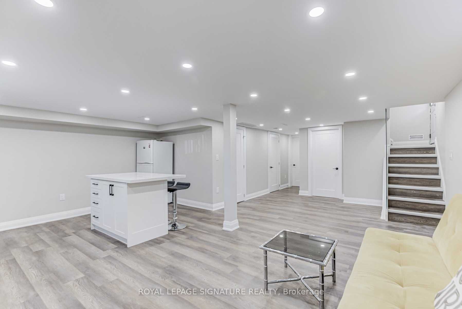 54 Inniswood Drive, Toronto, ON M1R 1E5 photo 4