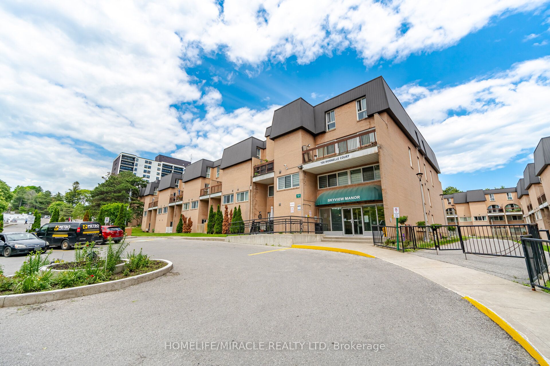 100 Mornelle Court 2051, Toronto, ON M1E 4X2 photo 2