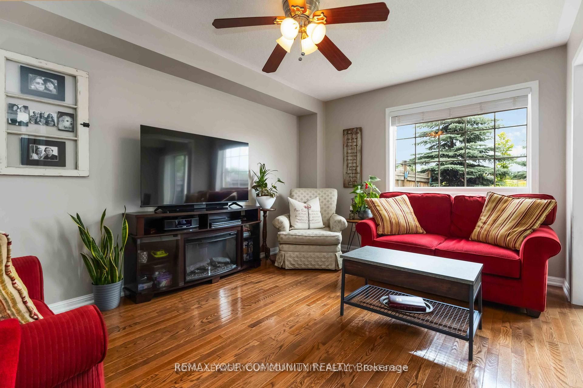 49 Latchford Way, Whitby, ON L1N 9R3 photo 3