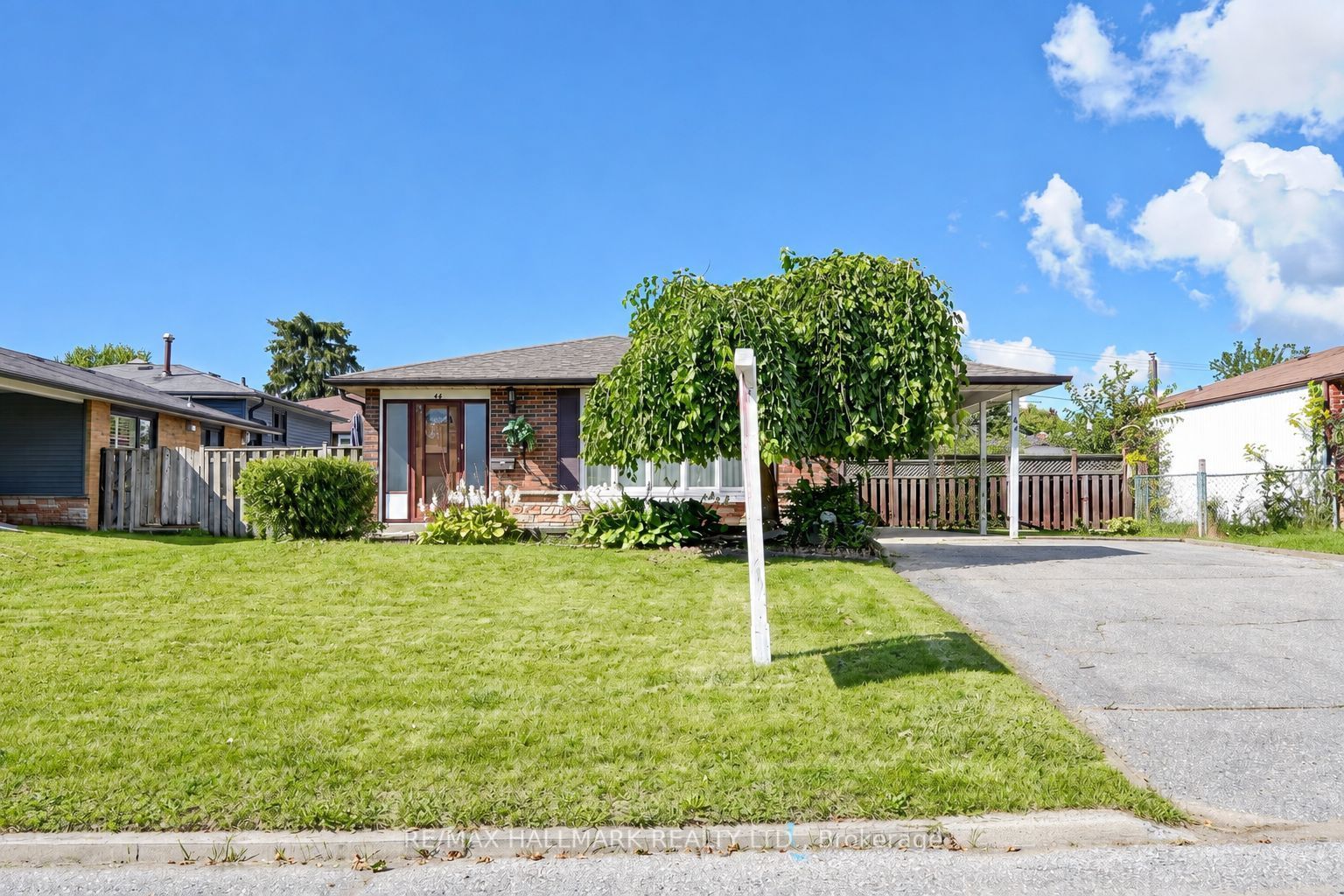 44 Bryant Road, Ajax, ON L1S 2Y7 photo 2