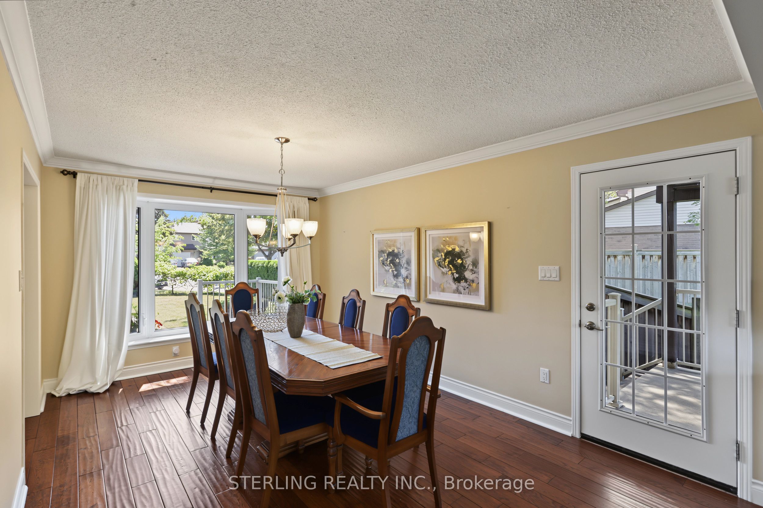 336 Gothic Court, Oshawa, ON L1G 7J2 photo 5