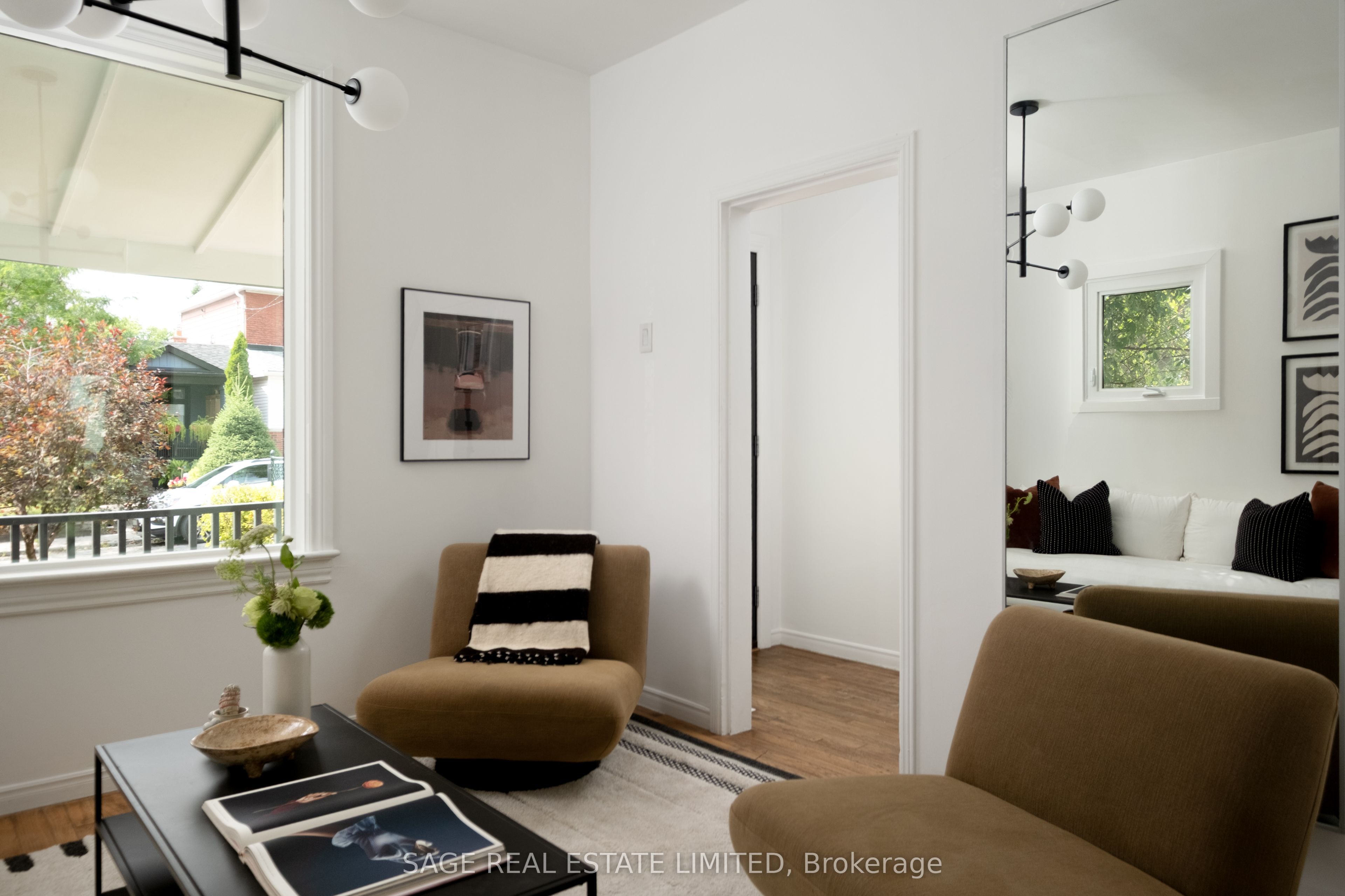 29 Bushell Avenue, Toronto, ON M4M 3B8 photo 5