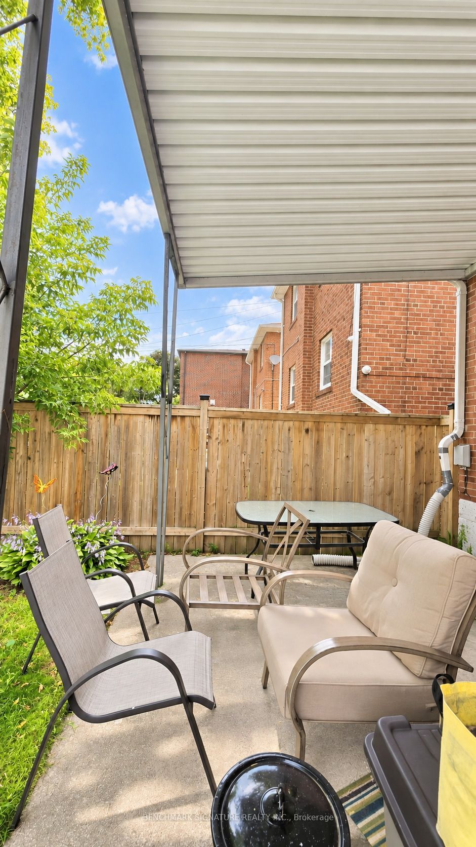 238 Torrens Avenue Basement, Toronto, ON M4J 2P6 photo 4