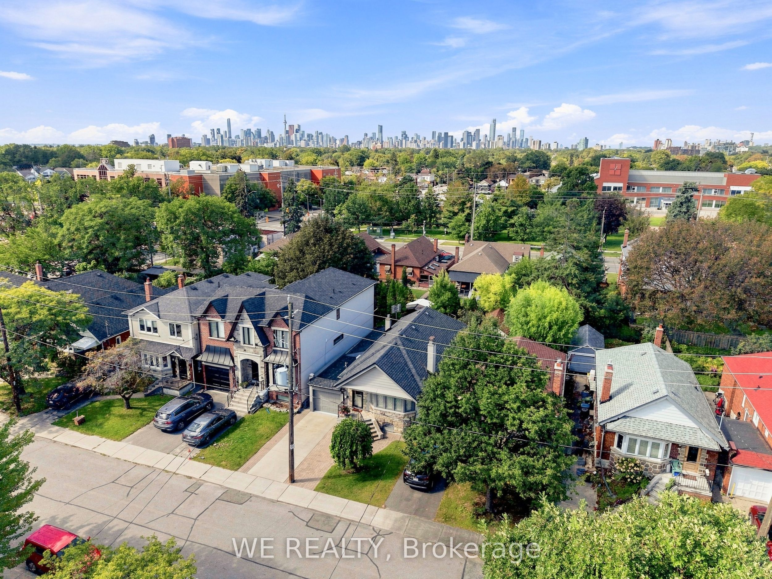 12 Fairside Avenue, Toronto, ON M4C 3G9 photo 2