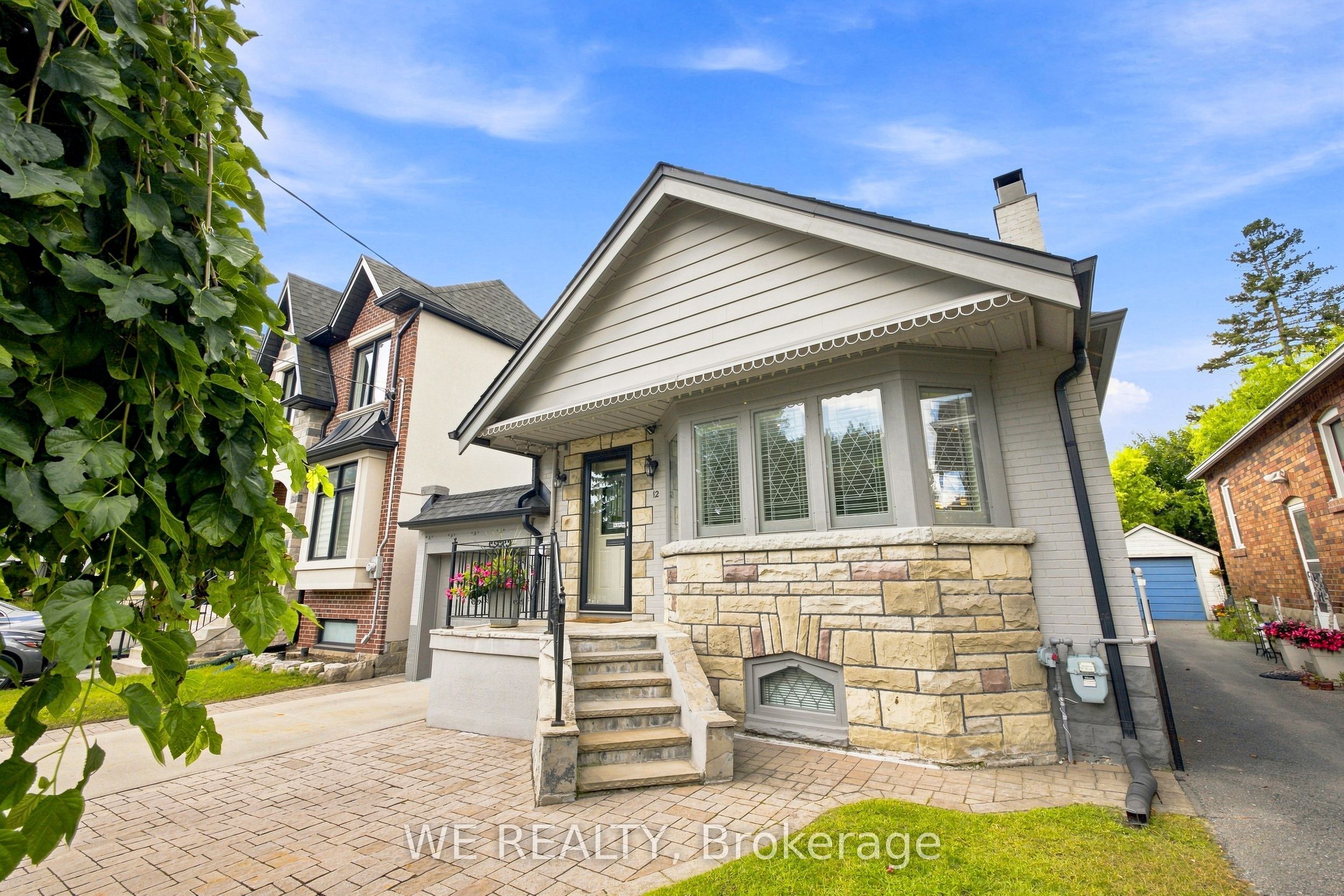 12 Fairside Avenue, Toronto, ON M4C 3G9 photo 3