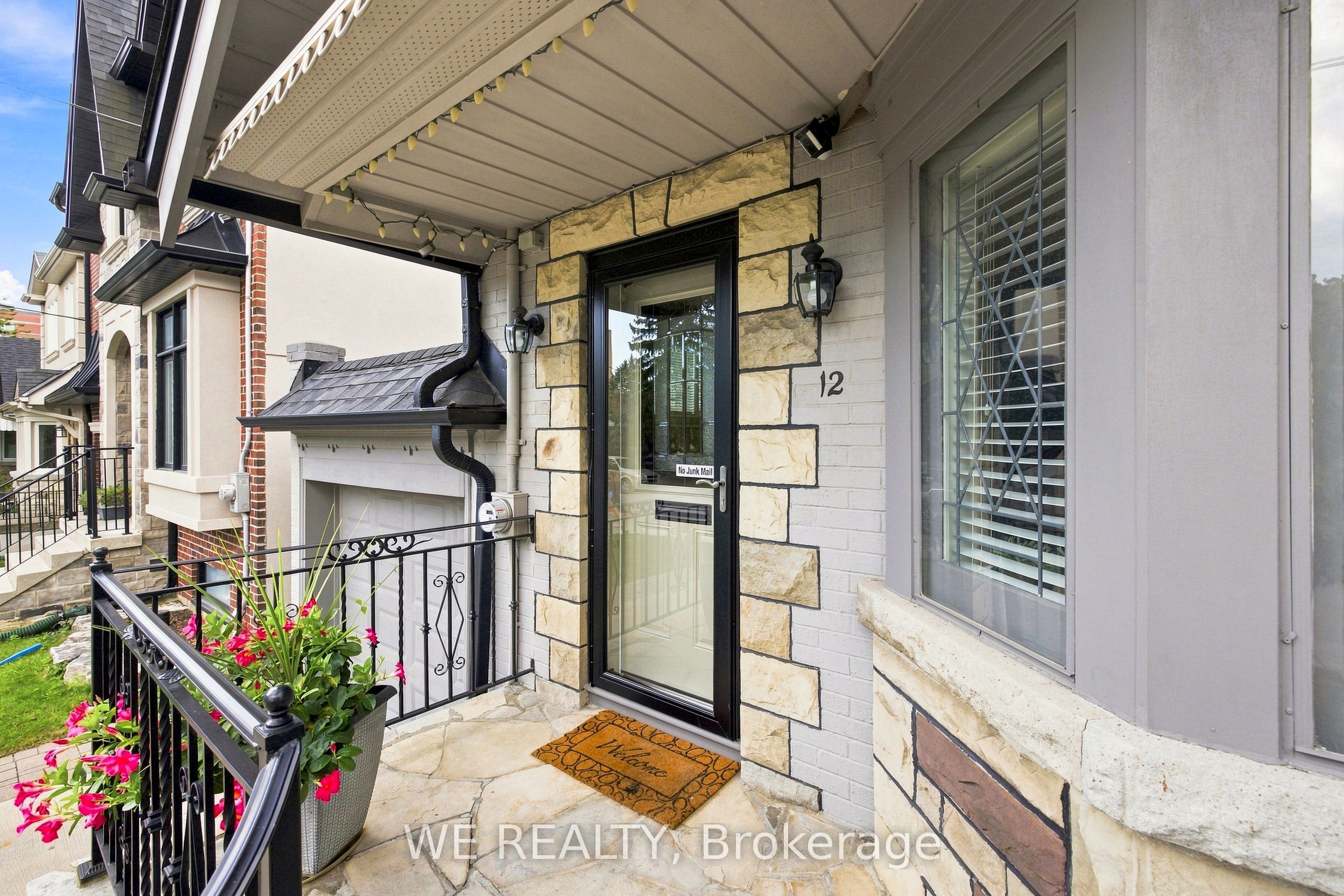 12 Fairside Avenue, Toronto, ON M4C 3G9 photo 4