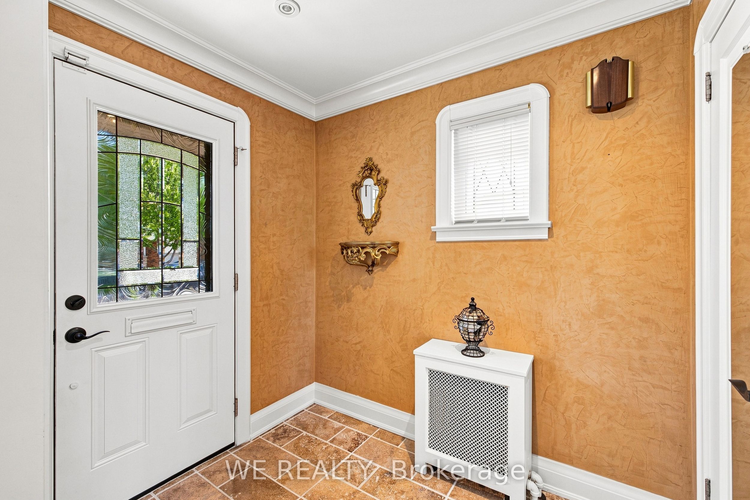 12 Fairside Avenue, Toronto, ON M4C 3G9 photo 5
